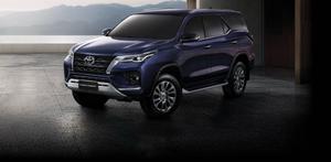 Toyota Fortuner In Metallic Blue Color toyota fortuner wallpaper