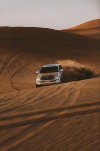 Toyota Fortuner Off-road Driving In Desert toyota fortuner wallpaper