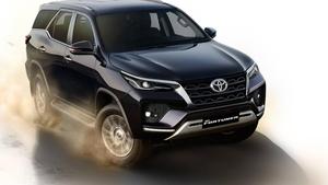 Toyota Fortuner Phantom Black Color Design toyota fortuner wallpaper