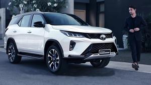Toyota Fortuner Super White Variant Model toyota fortuner wallpaper