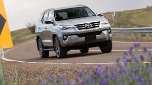 Toyota Fortuner VXR 2019 Model toyota fortuner wallpaper