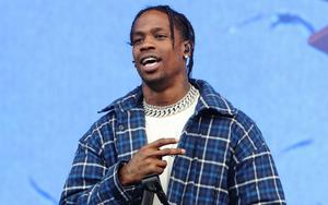 Travis Scott performing at the Astroworld: Wish You Were Here Tour travis scott wallpaper