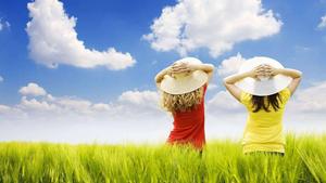 Two Girls Field Laptop laptop wallpaper
