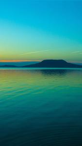 Unwind with a Calming Iphone calming iphone wallpaper