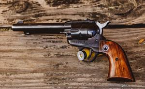 Vintage Revolver Gun gun wallpaper