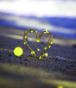WhatsApp DP Neon Yellow Heart whatsapp dp wallpaper