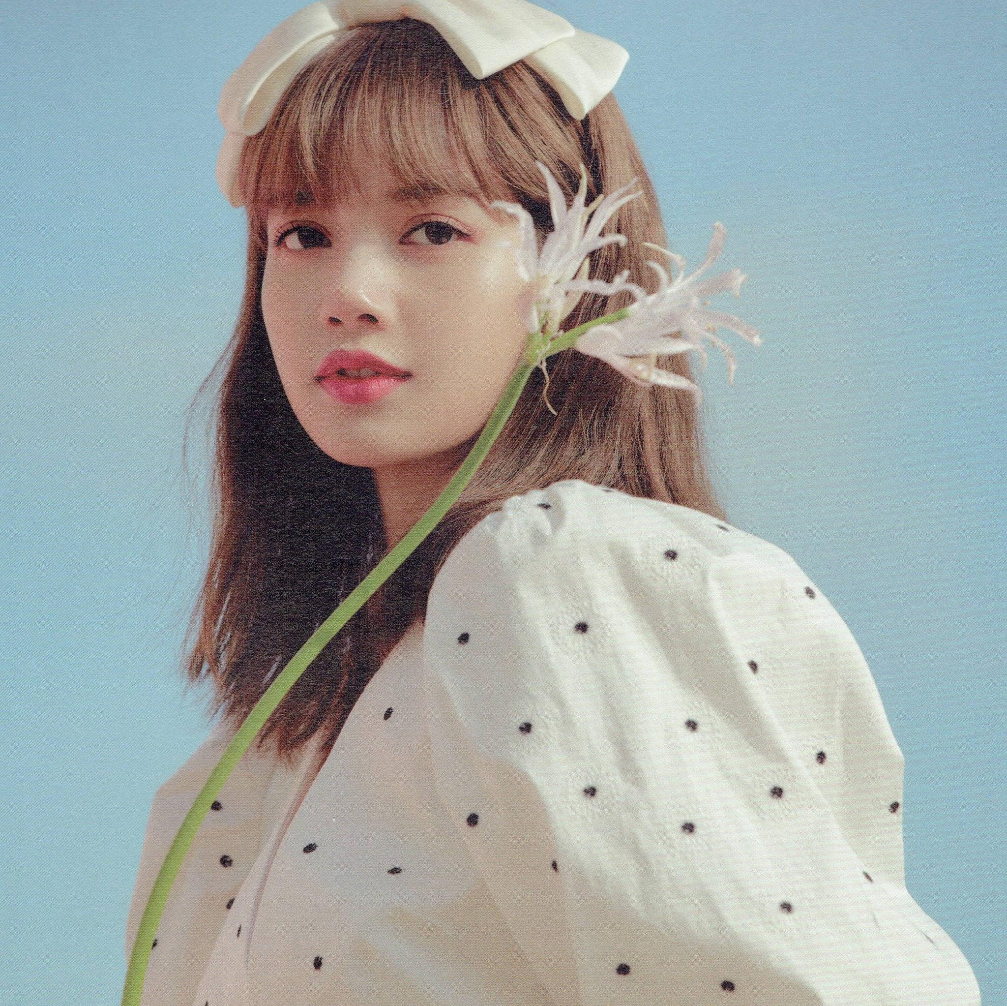 2020 Welcoming Collection Lisa Blackpink HD — 2048x2045 wallpaper