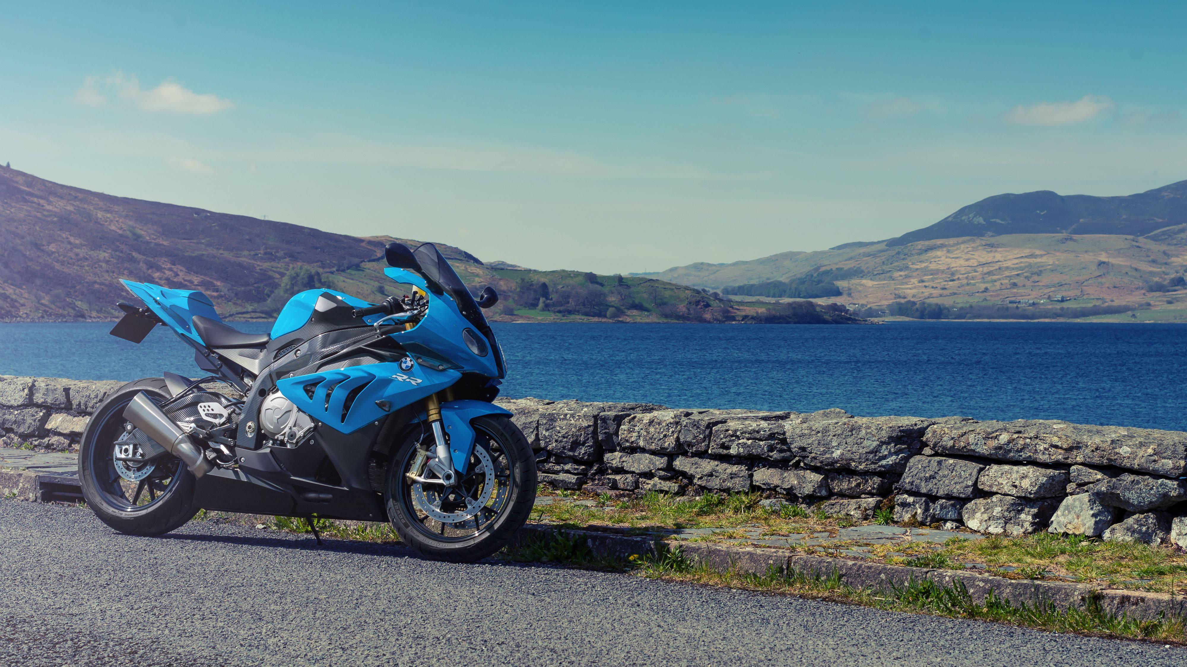 4K Bike Photo With Scenic View — 4000x2250 wallpaper