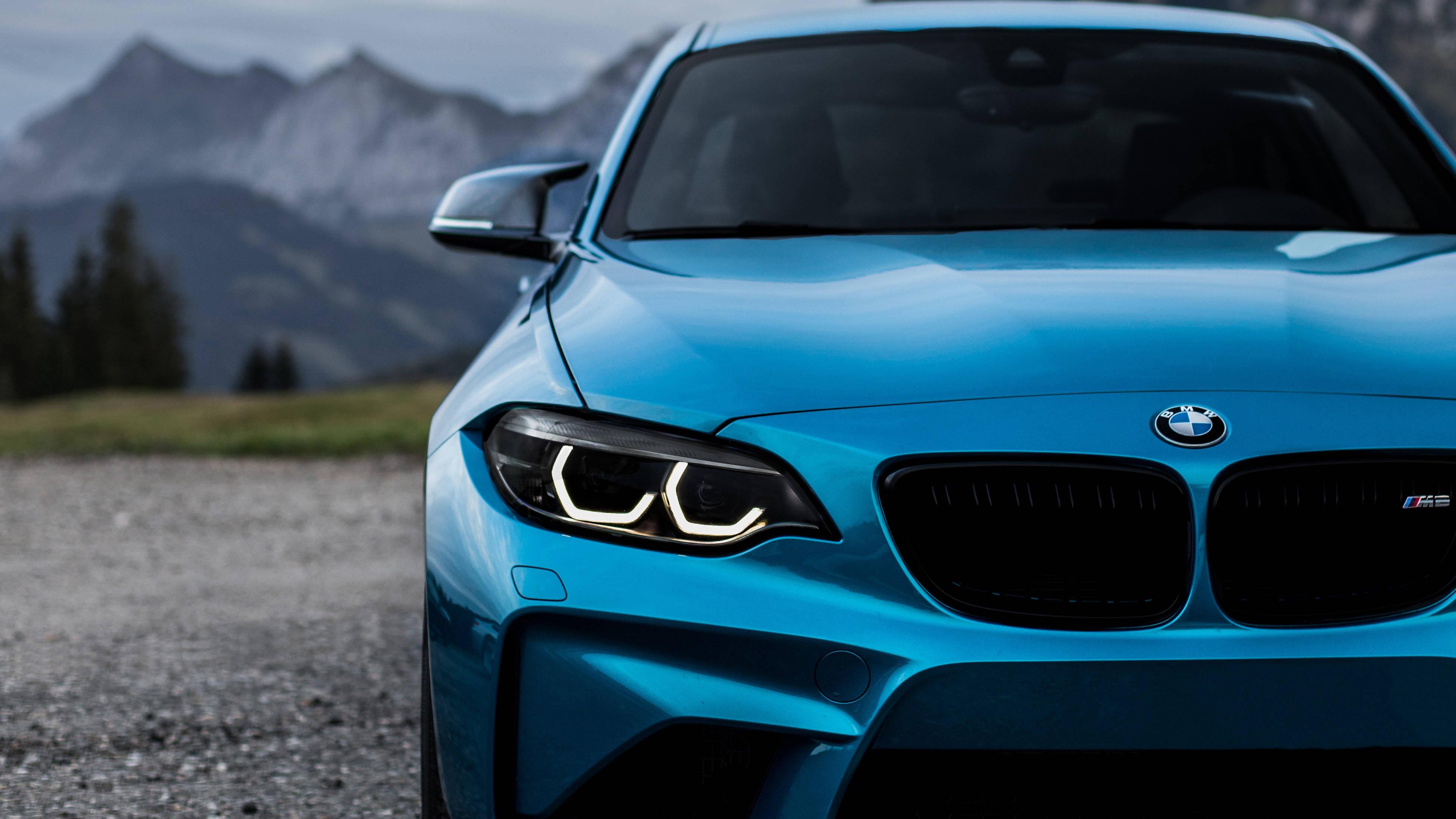 4K BMW Blue Half — 3904x2196 wallpaper