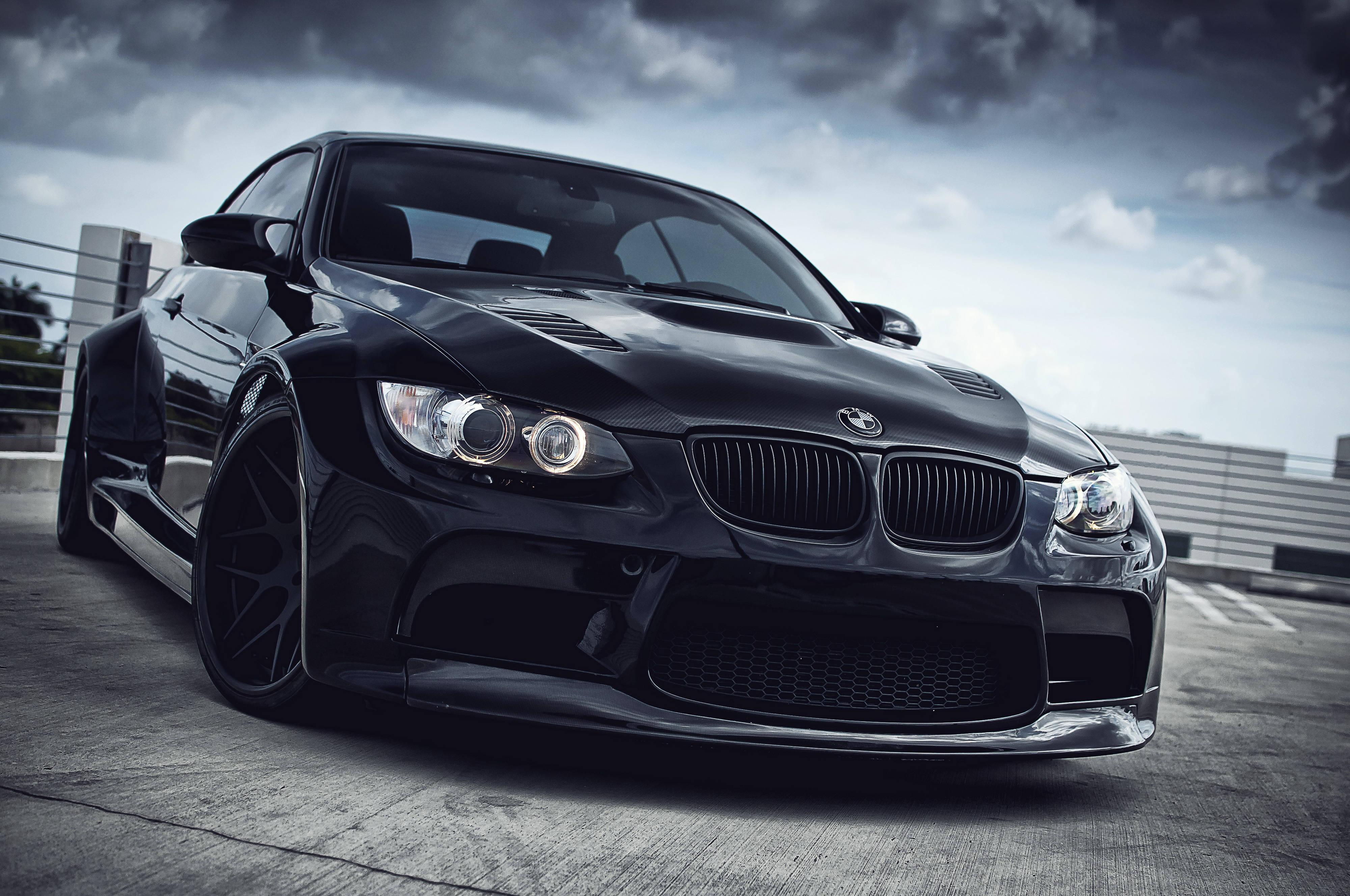 4K BMW Grayscale — 4000x2657 wallpaper