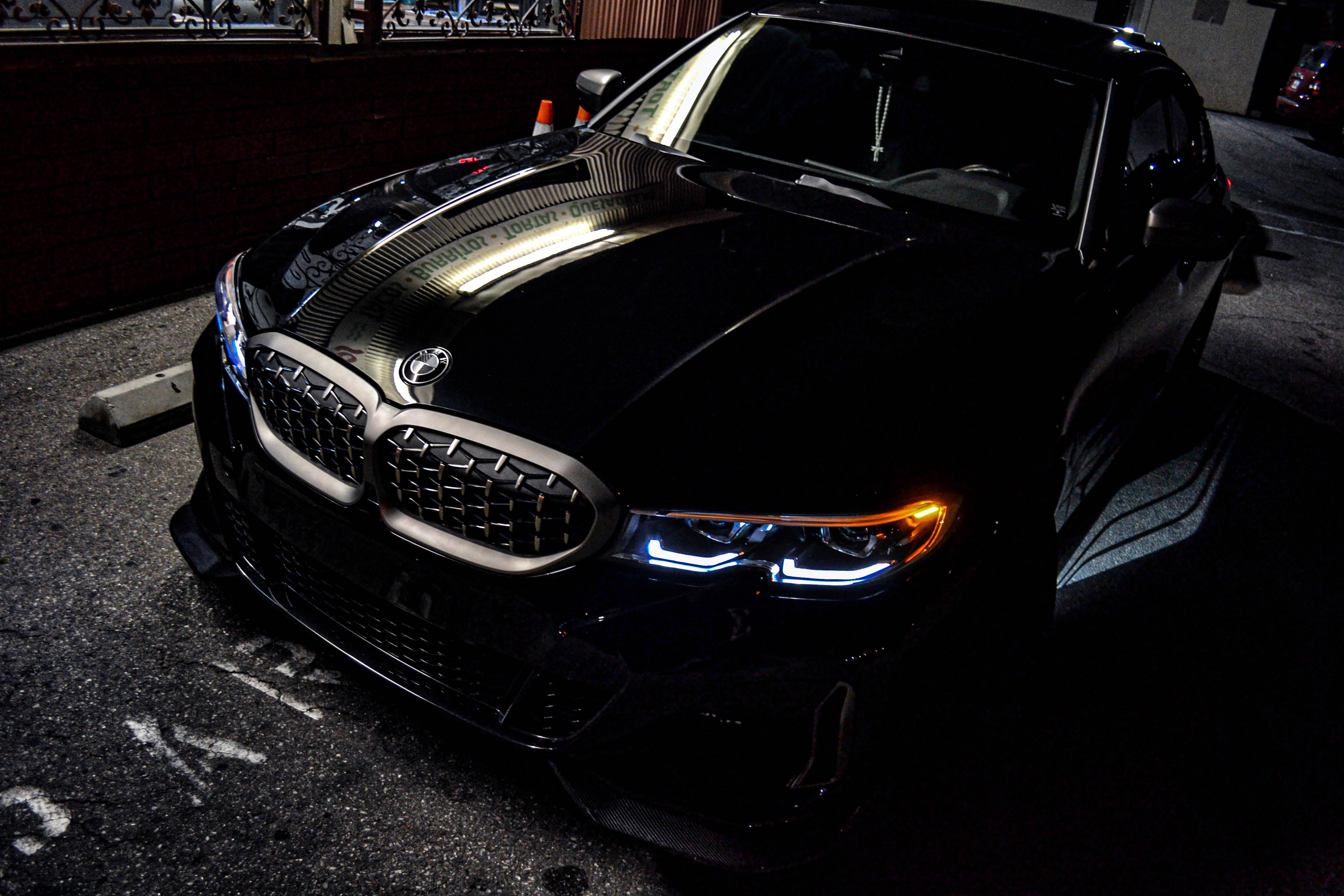 4k BMW In Black — 4608x3072 wallpaper