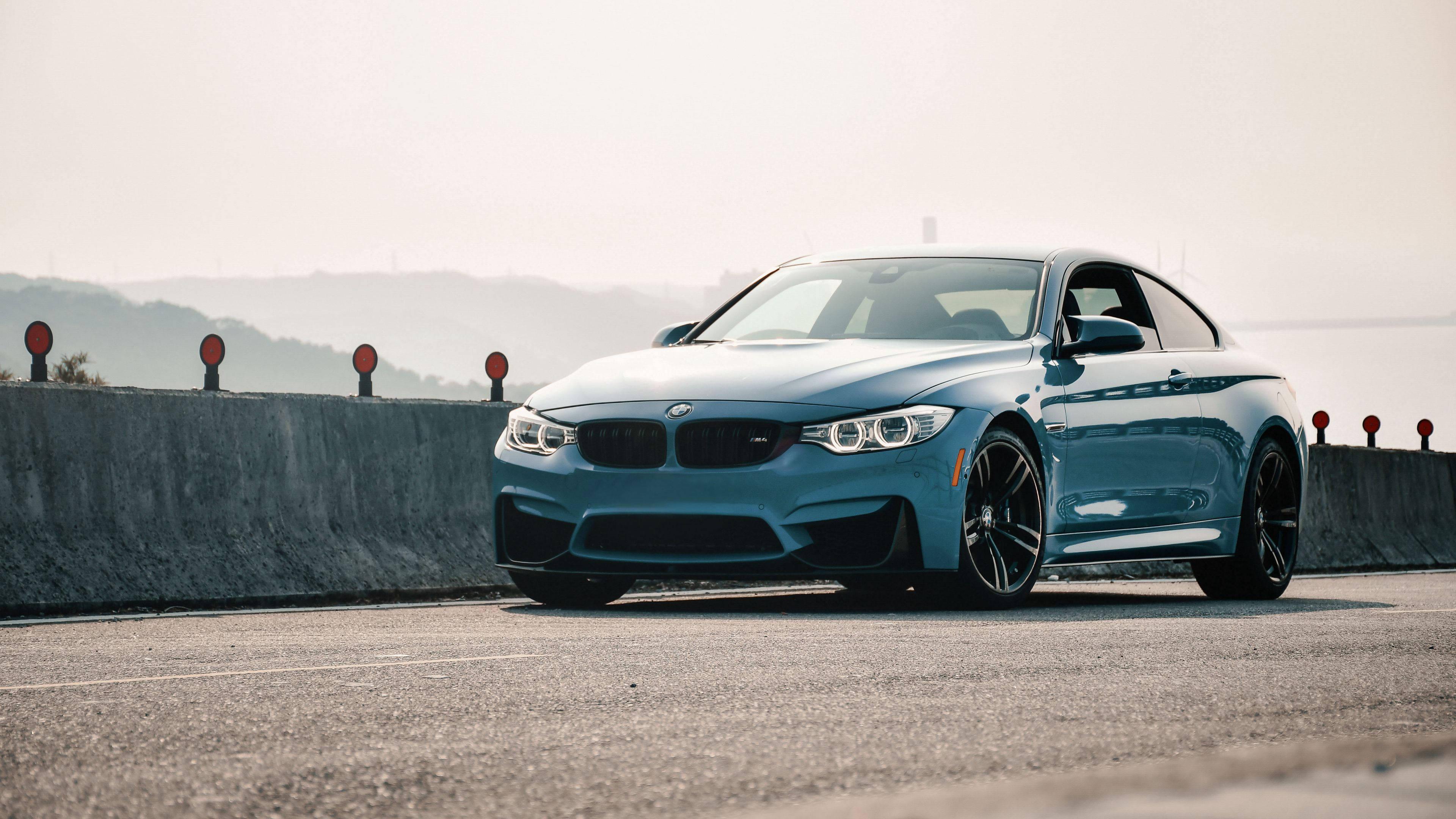 4K BMW On The Highway — 3840x2160 wallpaper