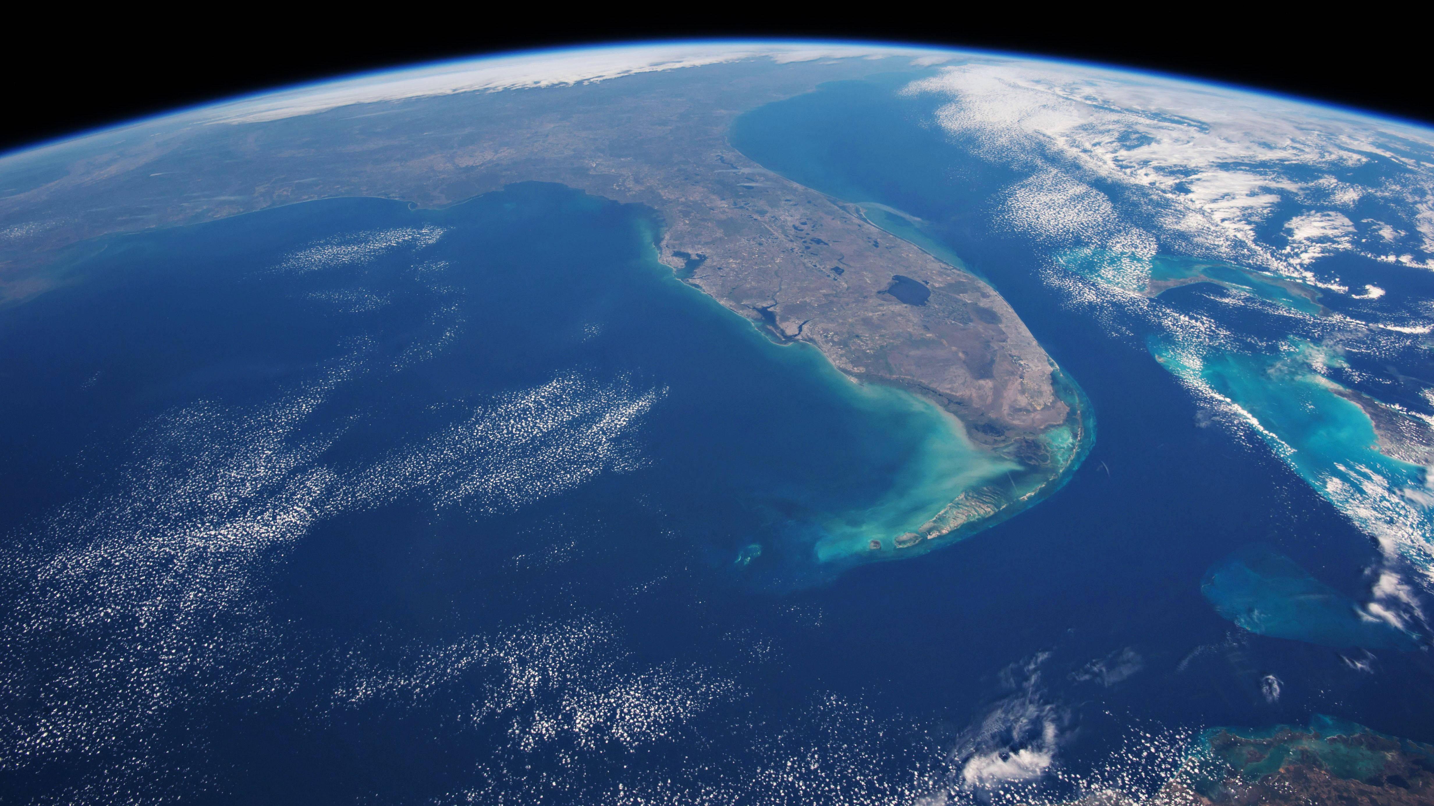 4k Earth With Florida State — 4928x2772 wallpaper