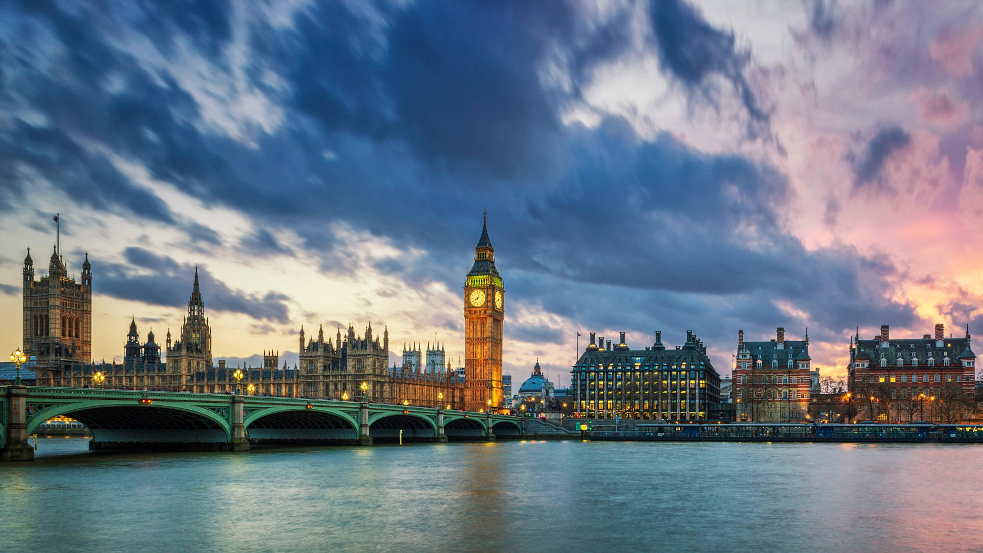 4K Laptop London's Tourist Attractions — 3840x2160 wallpaper