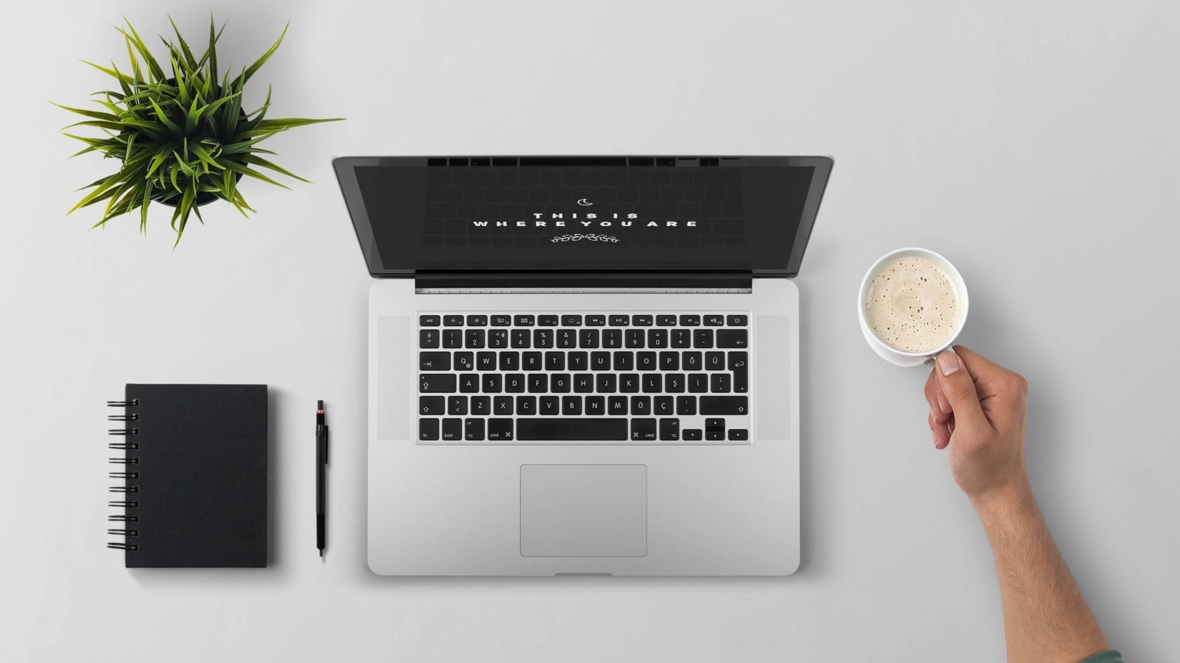 4K Laptop With Inspiring Wallpaper — 3840x2160 wallpaper