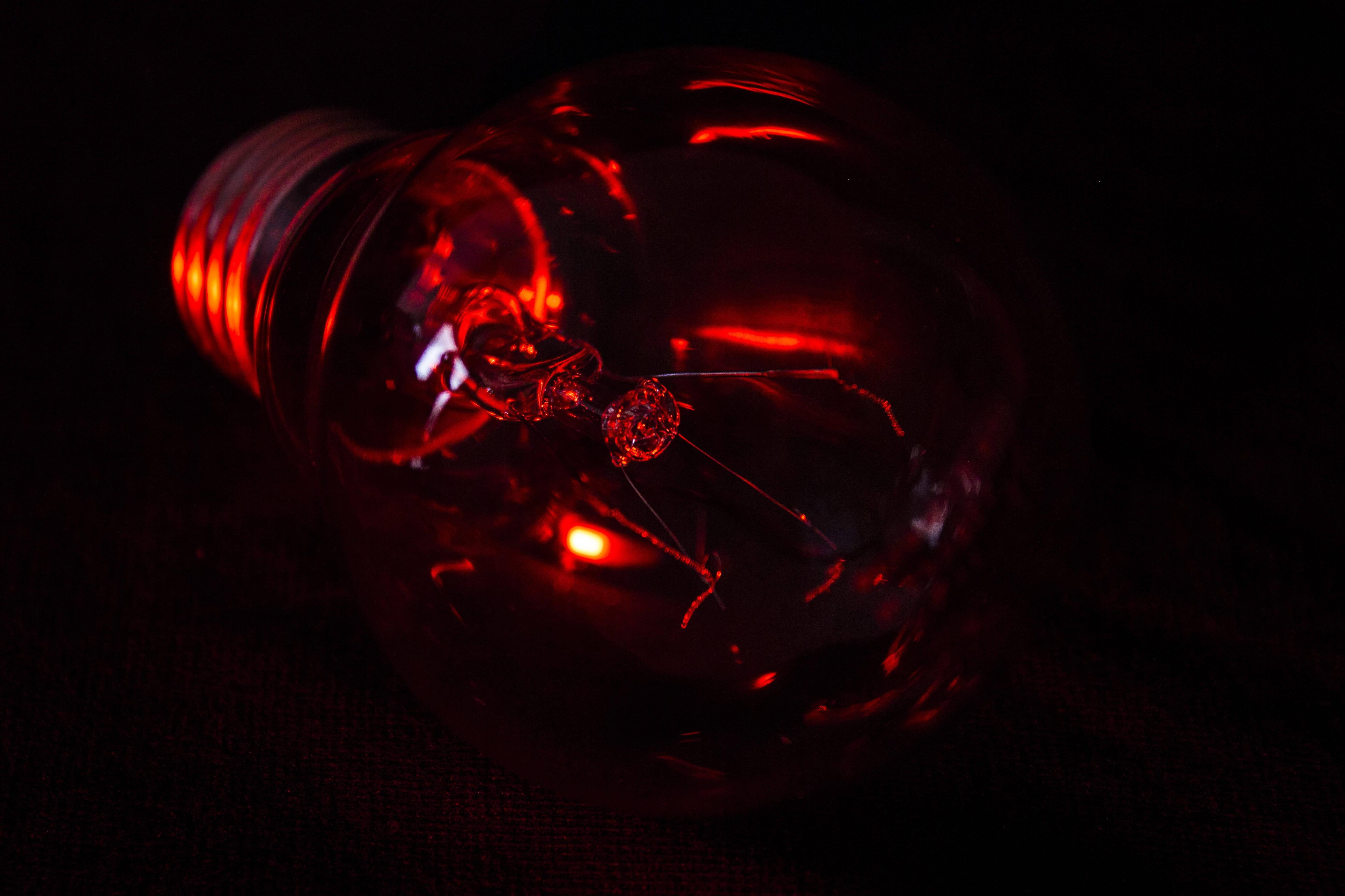 4K Ultra HD Dark Lightbulb — 5184x3456 wallpaper