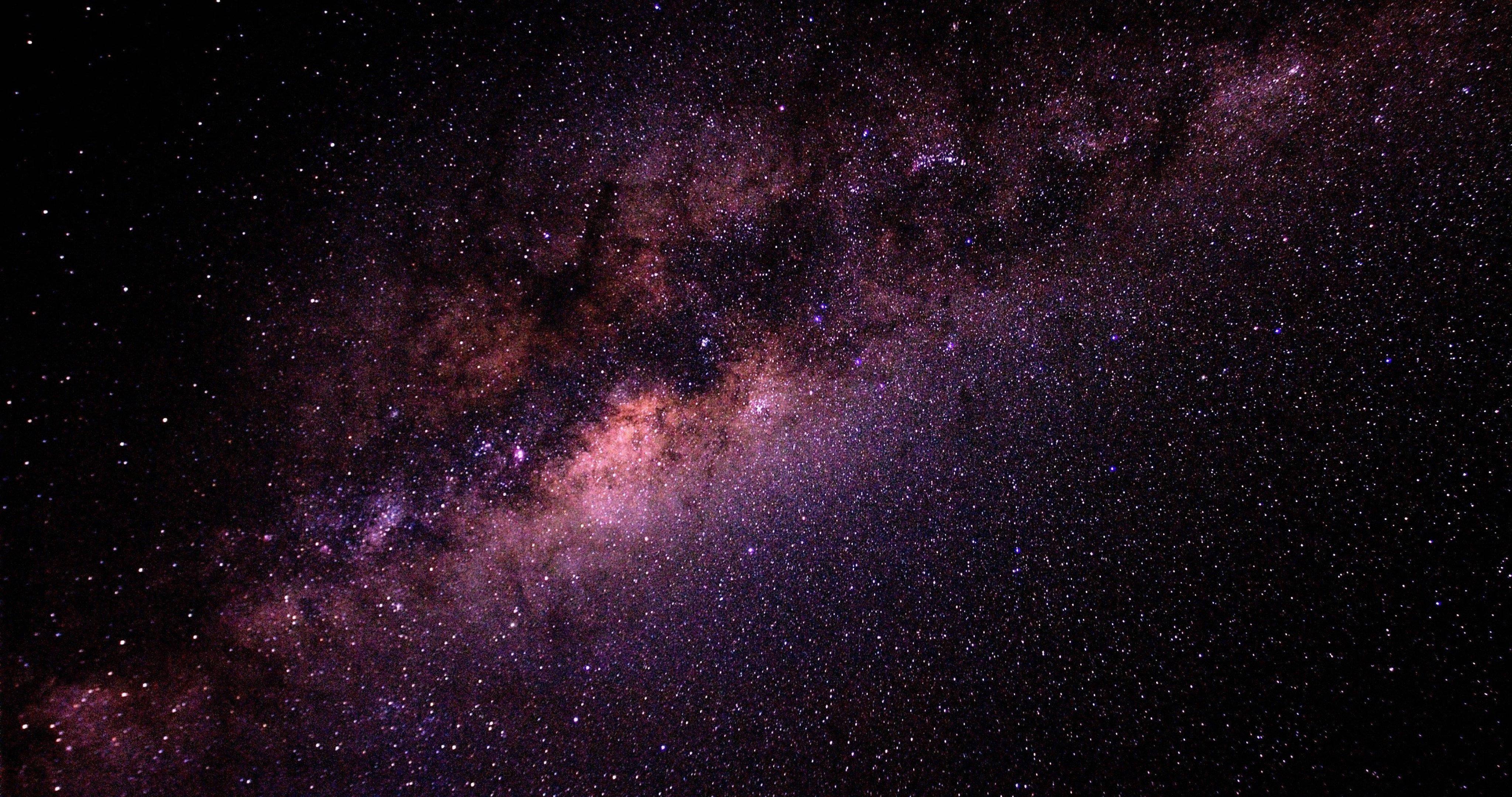 4k Ultra Hd Galaxy Red Clouds — 4096x2160 wallpaper