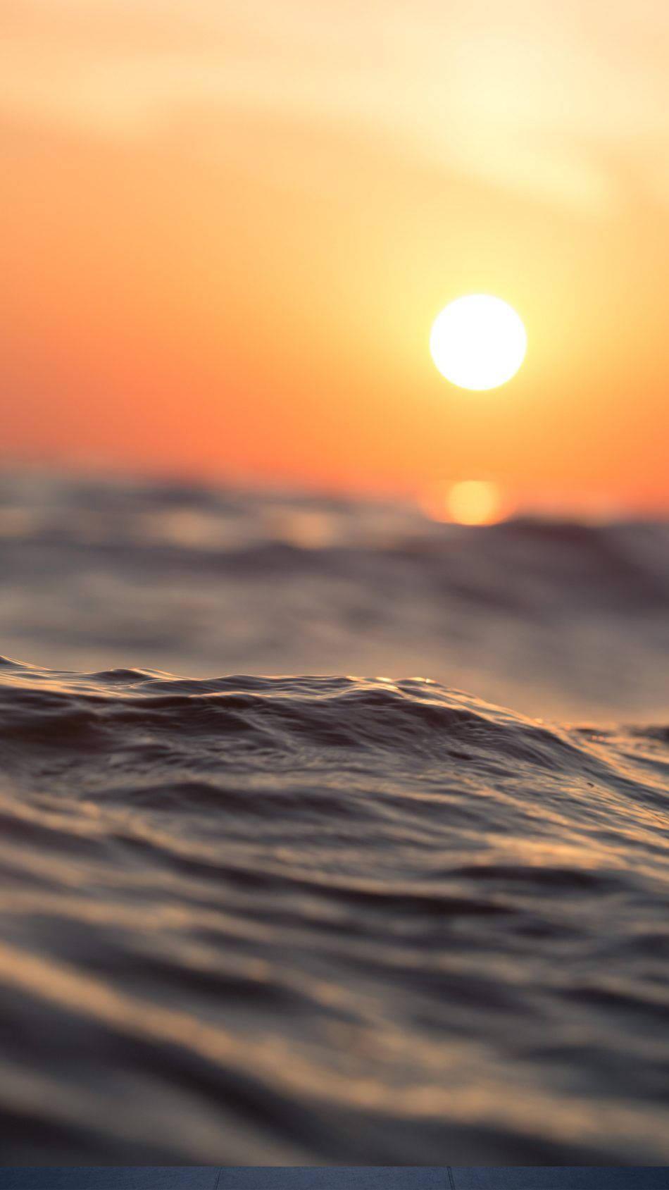 4k Ultra Hd Ocean Waves — 950x1689 wallpaper