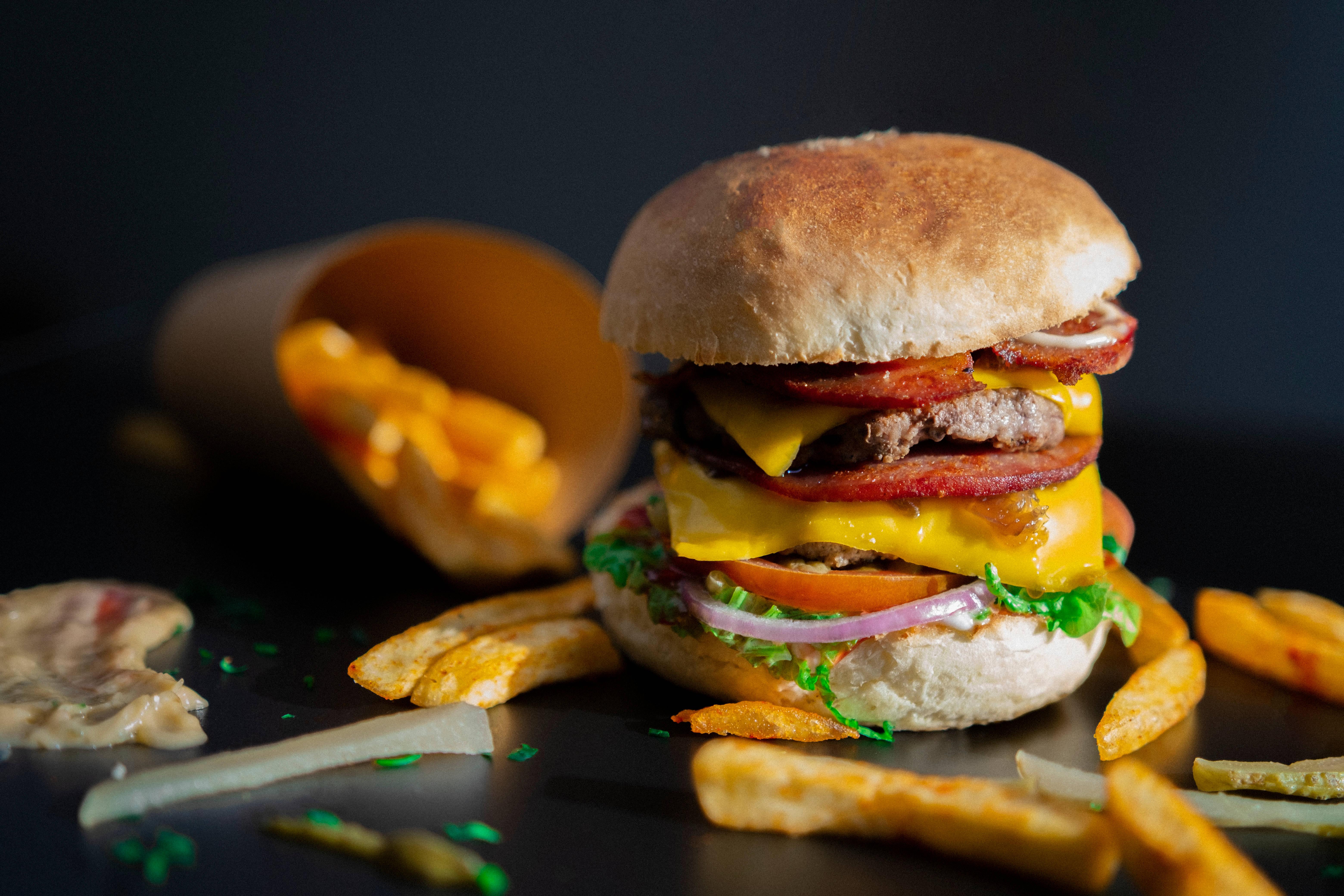 4k Ultra Hd Scrumptious Burger — 6240x4160 wallpaper