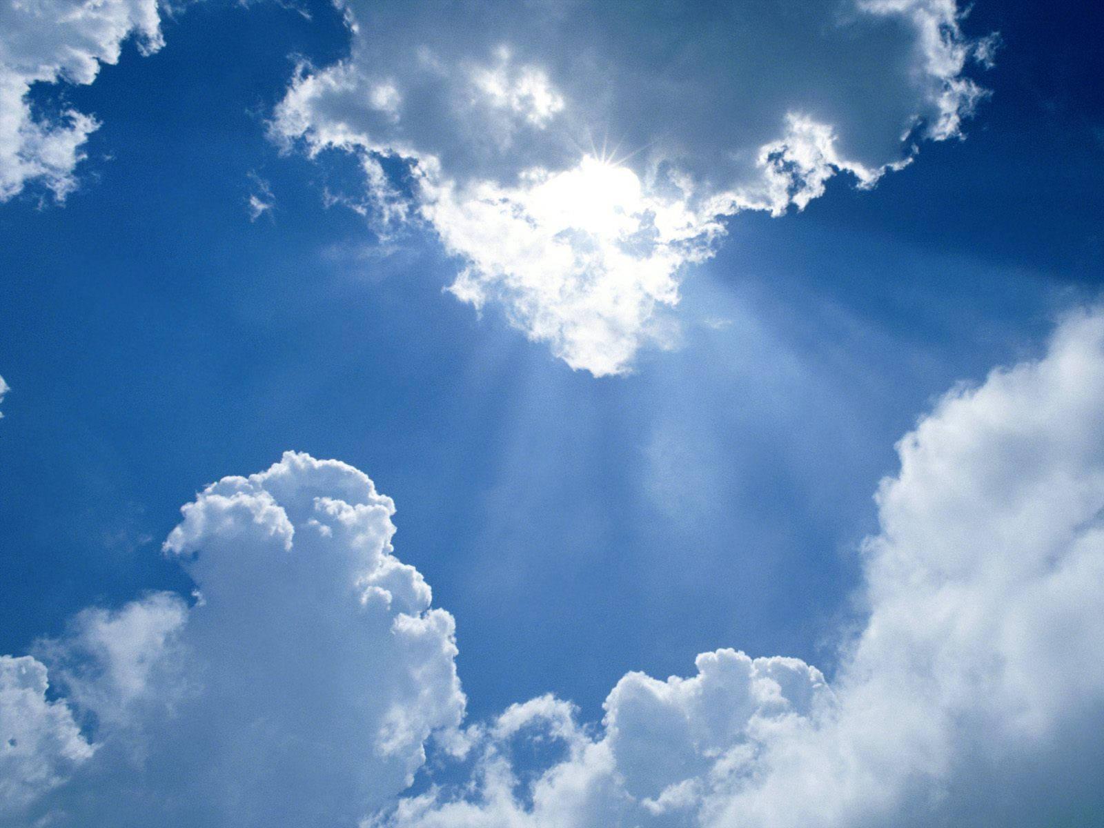 a blue sky with clouds and sun shining through — 1600x1200 wallpaper