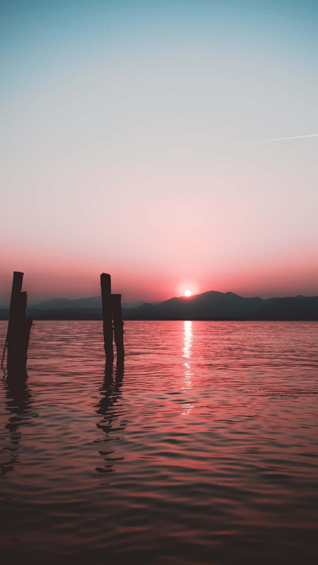 A moment of calm and tranquility on your iPhone — 1080x1920 wallpaper