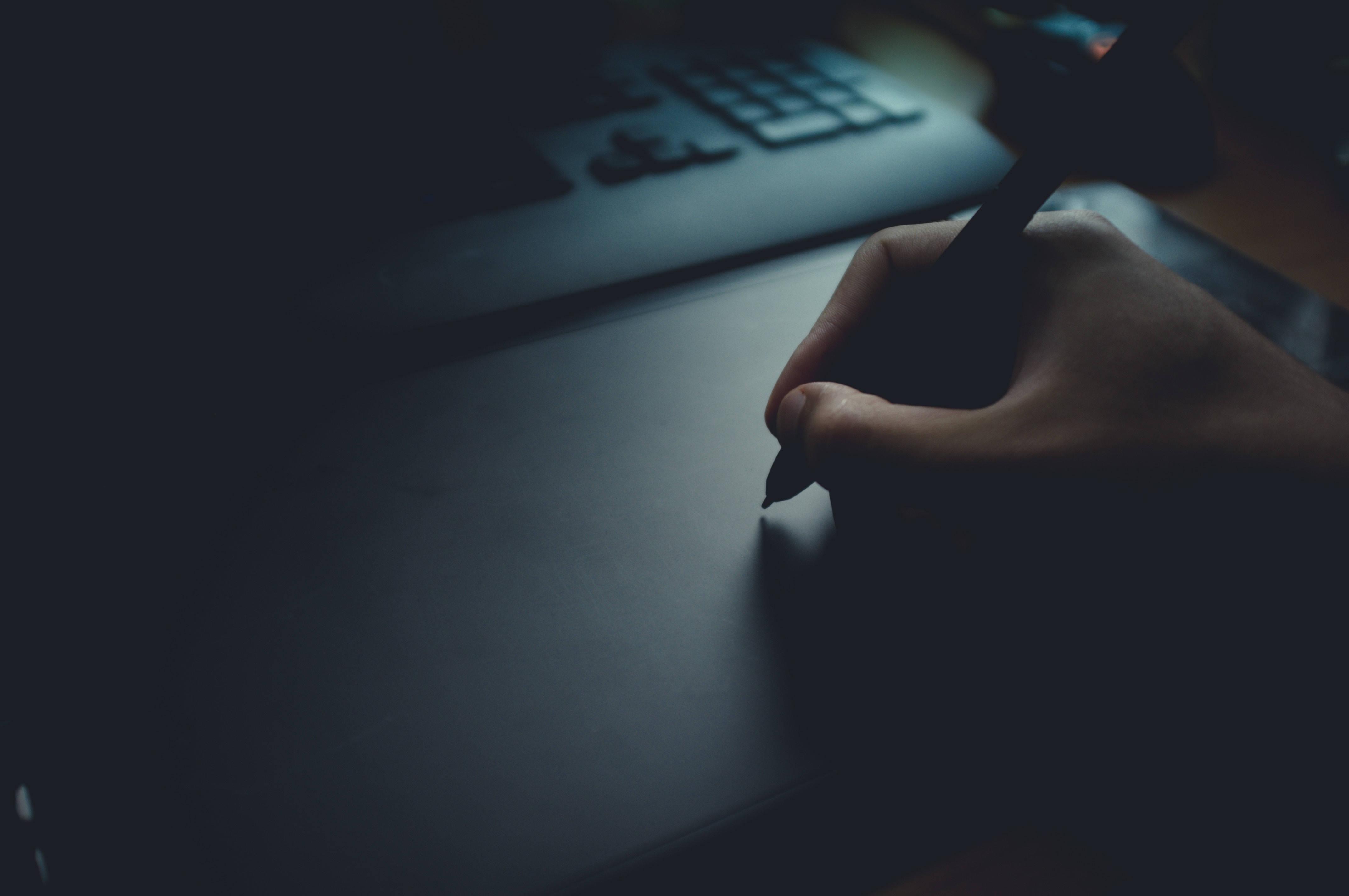 Access Your Thoughts Anywhere with Tablet Technology — 4288x2848 wallpaper