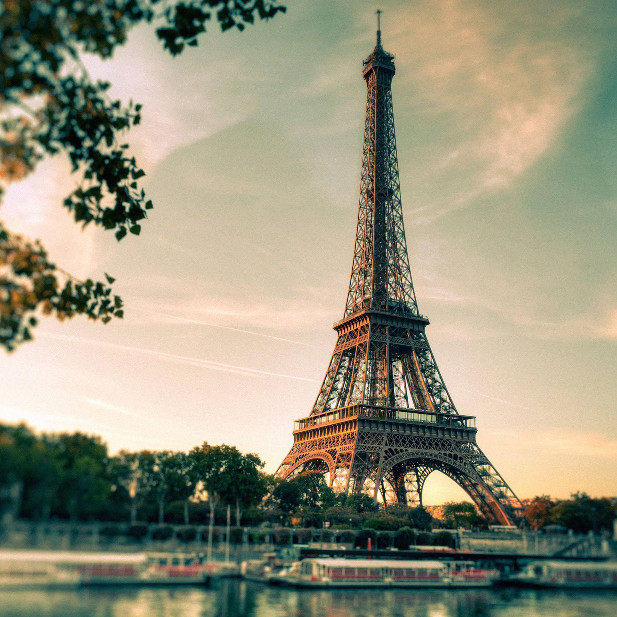 Aesthetic Ipad Eiffel Tower — 2048x2048 wallpaper