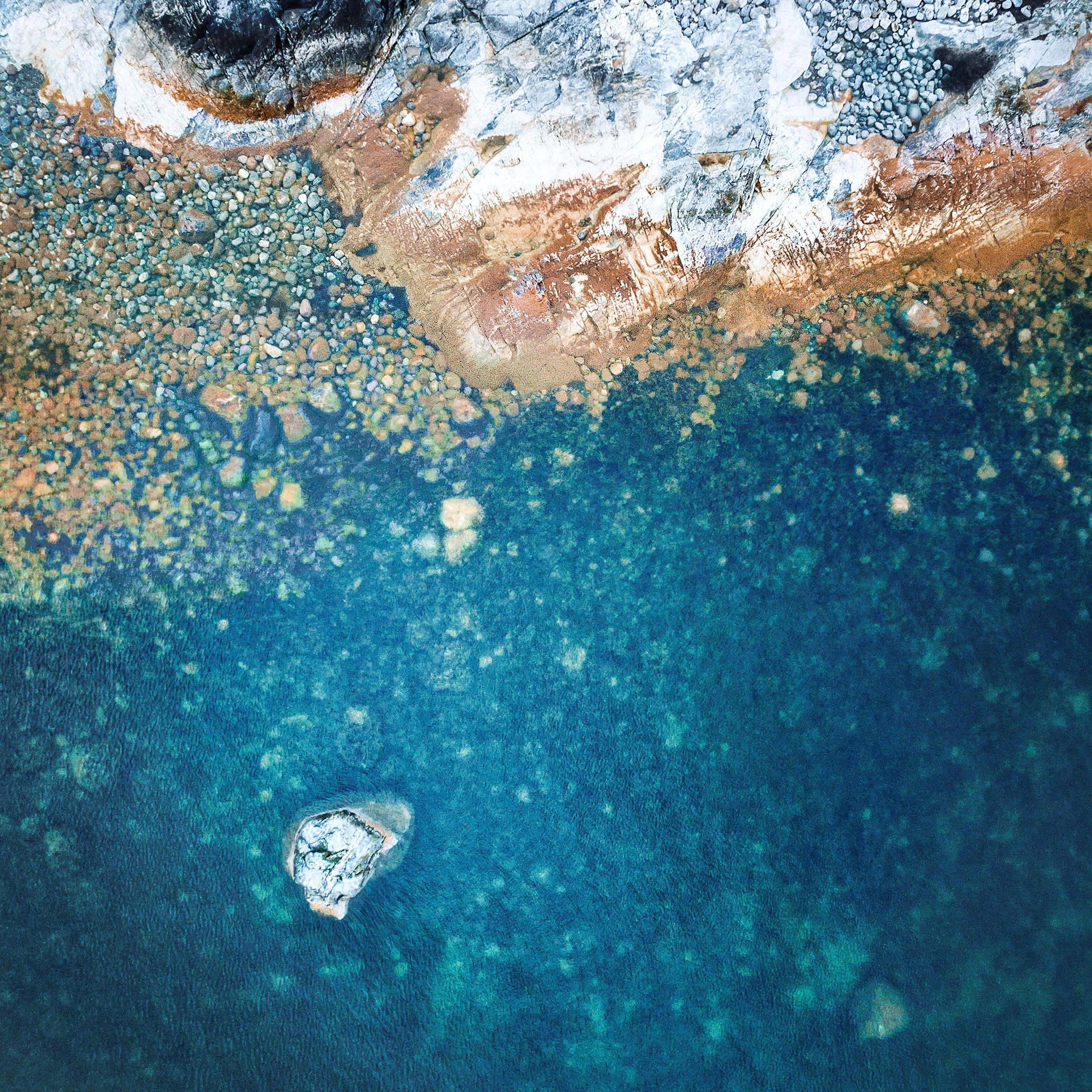 Aesthetic Ipad Rocky Lake — 2048x2048 wallpaper