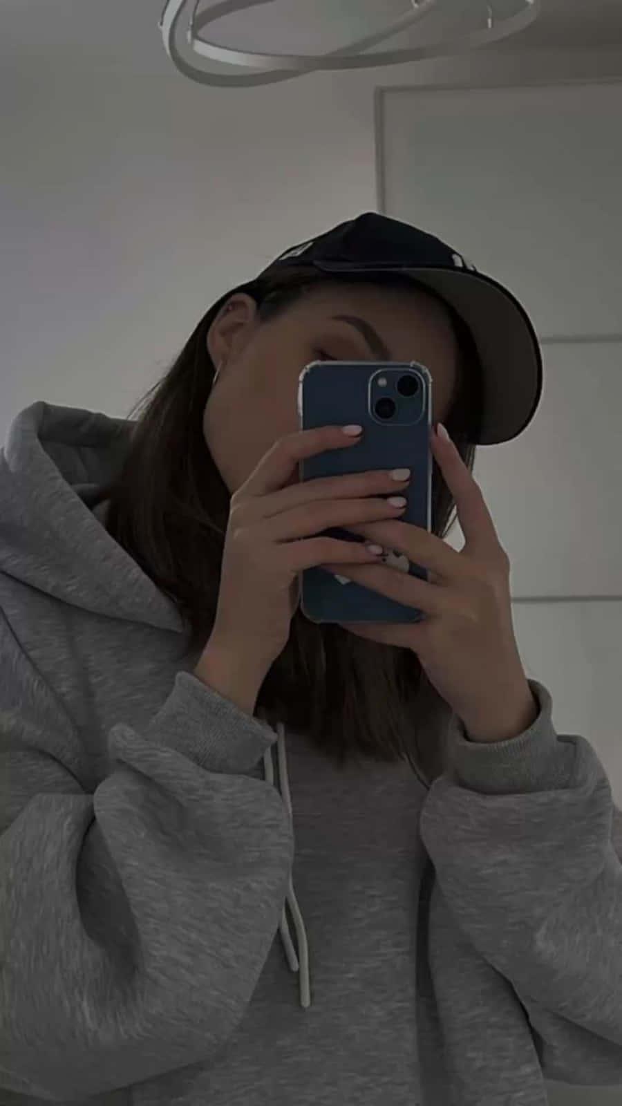 Aesthetic Iphone featuring Abstract Pattern