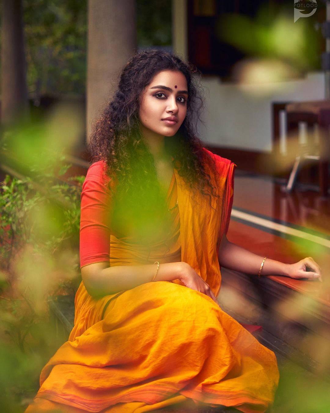 Aesthetic Pictorial Anupama Parameswaran — 1080x1349 wallpaper