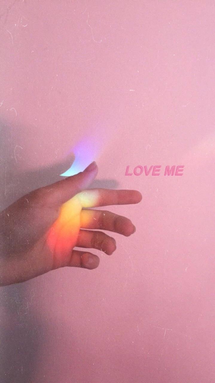 Aesthetic Pink iPhone Hand With Prism Light — 719x1280 wallpaper