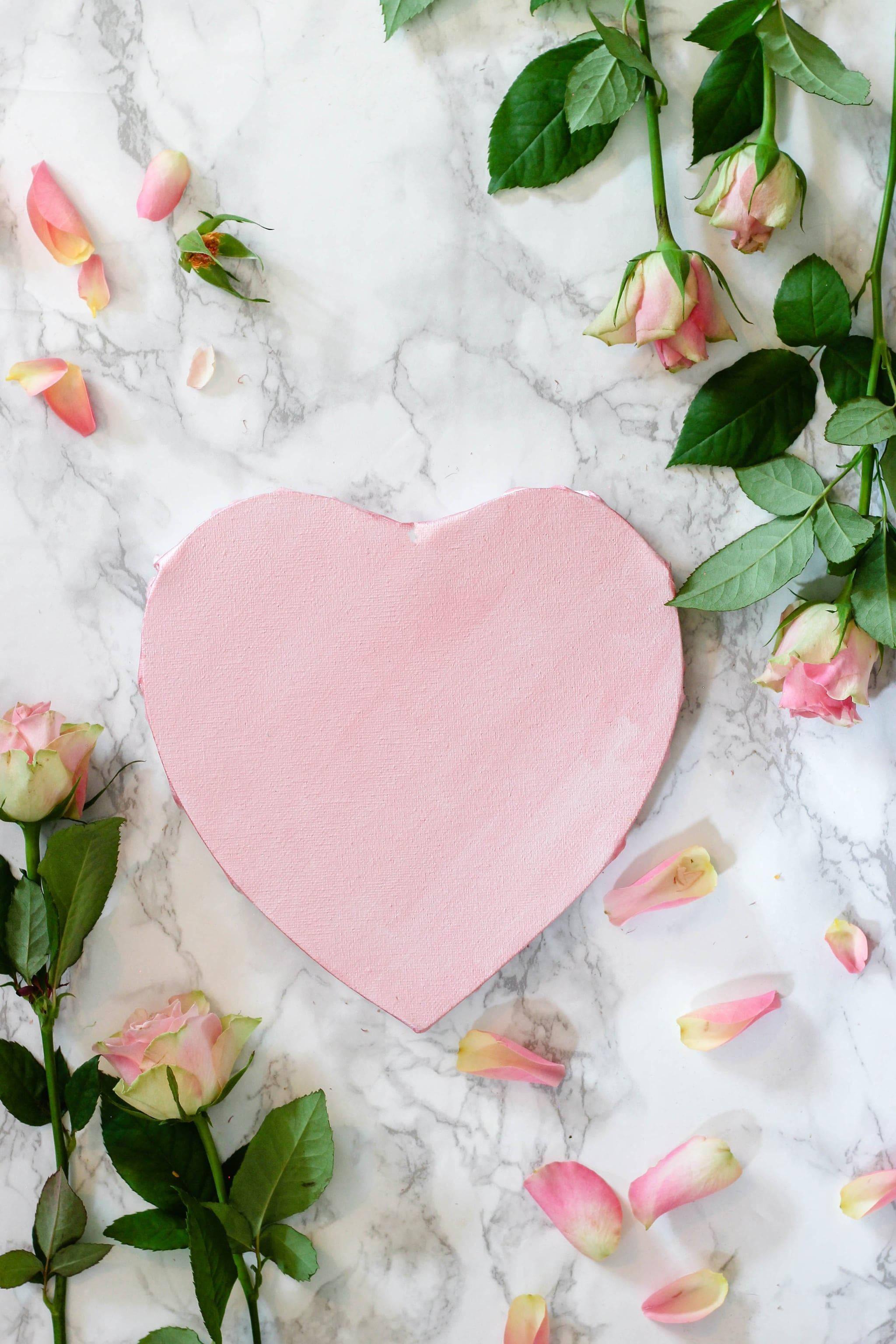 Aesthetic Pink iPhone Paper Heart And Roses — 2048x3072 wallpaper