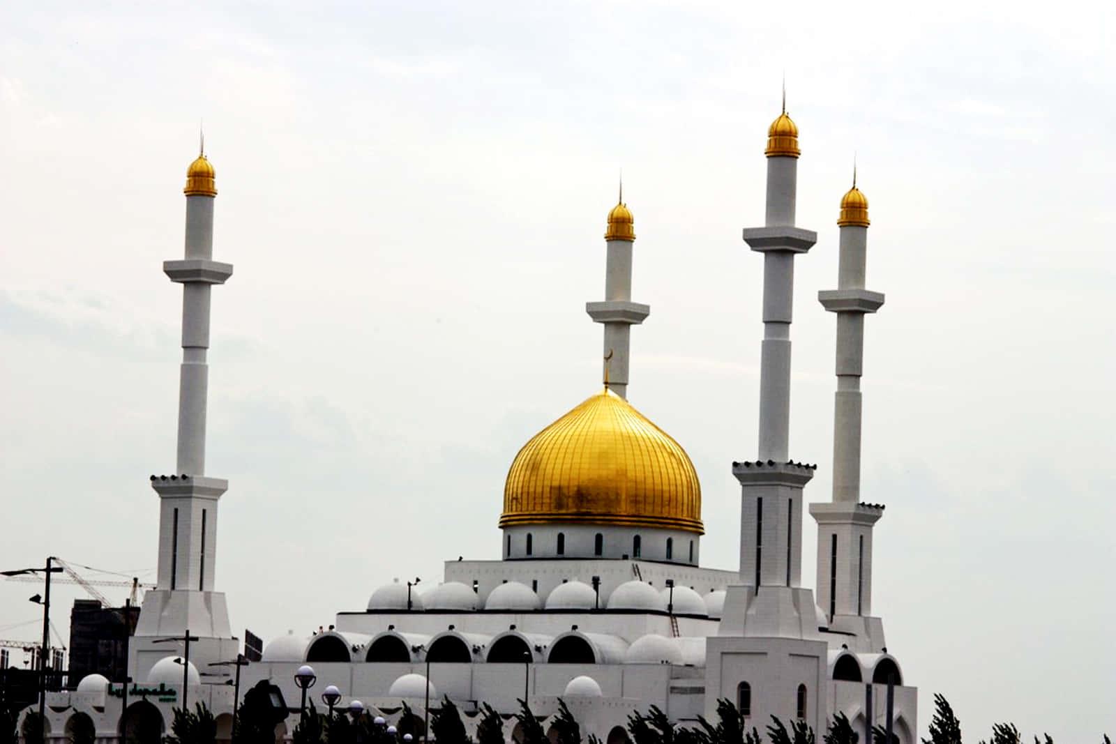 Al-Masjid Al-Nabawi - a historic and spiritual Islamic Sacred Site — 1600x1067 wallpaper