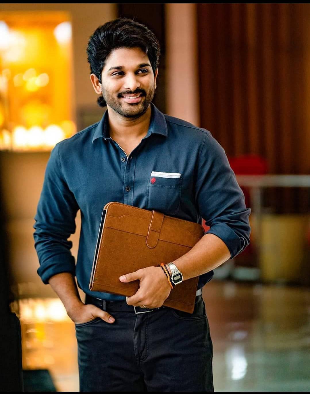 Allu Arjun HD Blue Shirt — 1079x1370 wallpaper