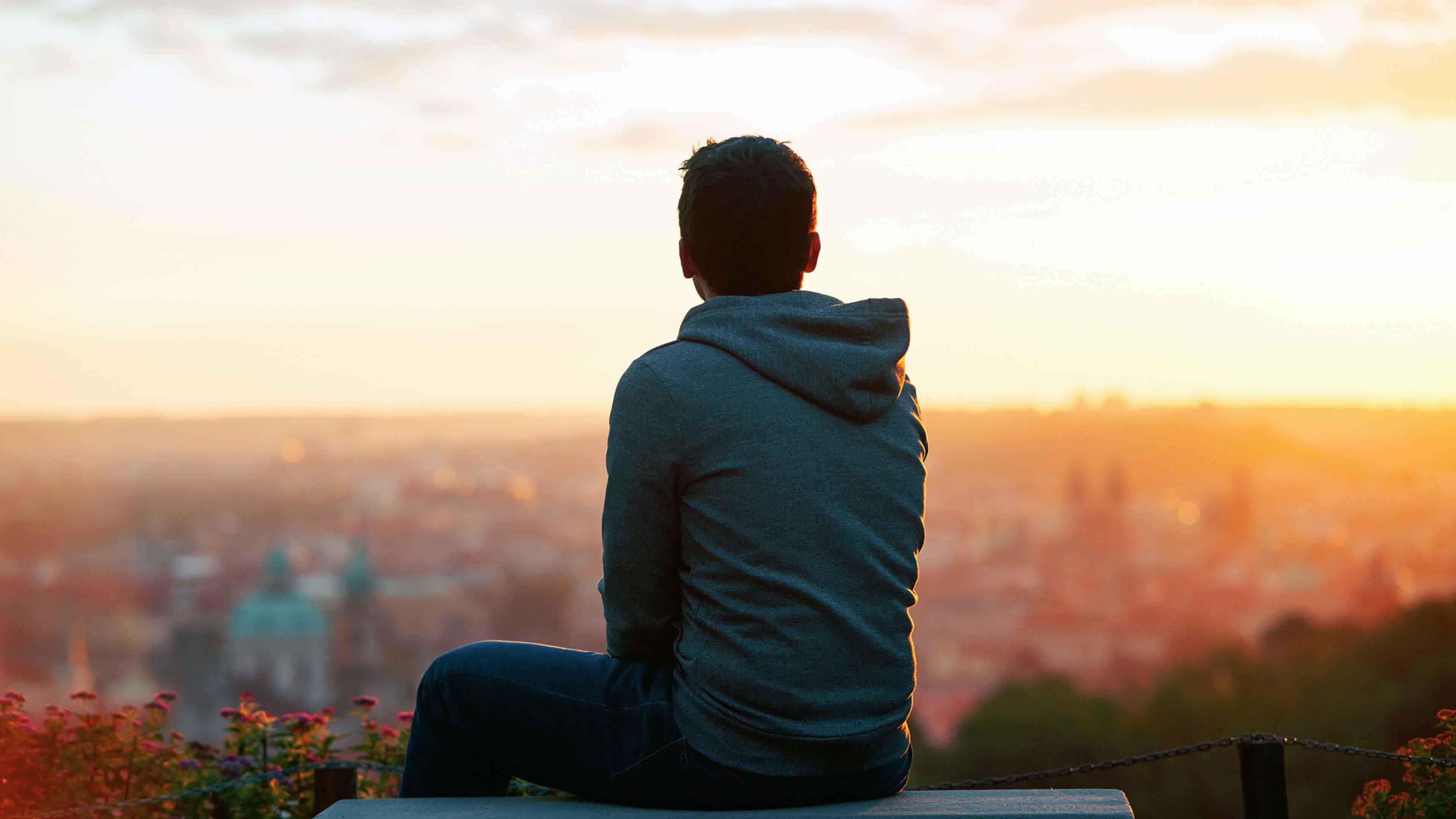 Alone Boy Sunset View Picture — 3840x2160 wallpaper