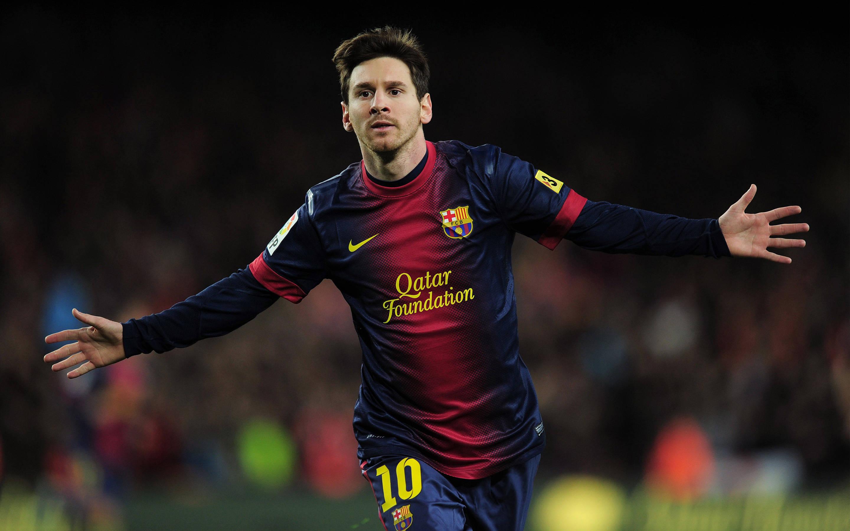 Arms Spread Messi 4k Ultra HD — 2880x1800 wallpaper