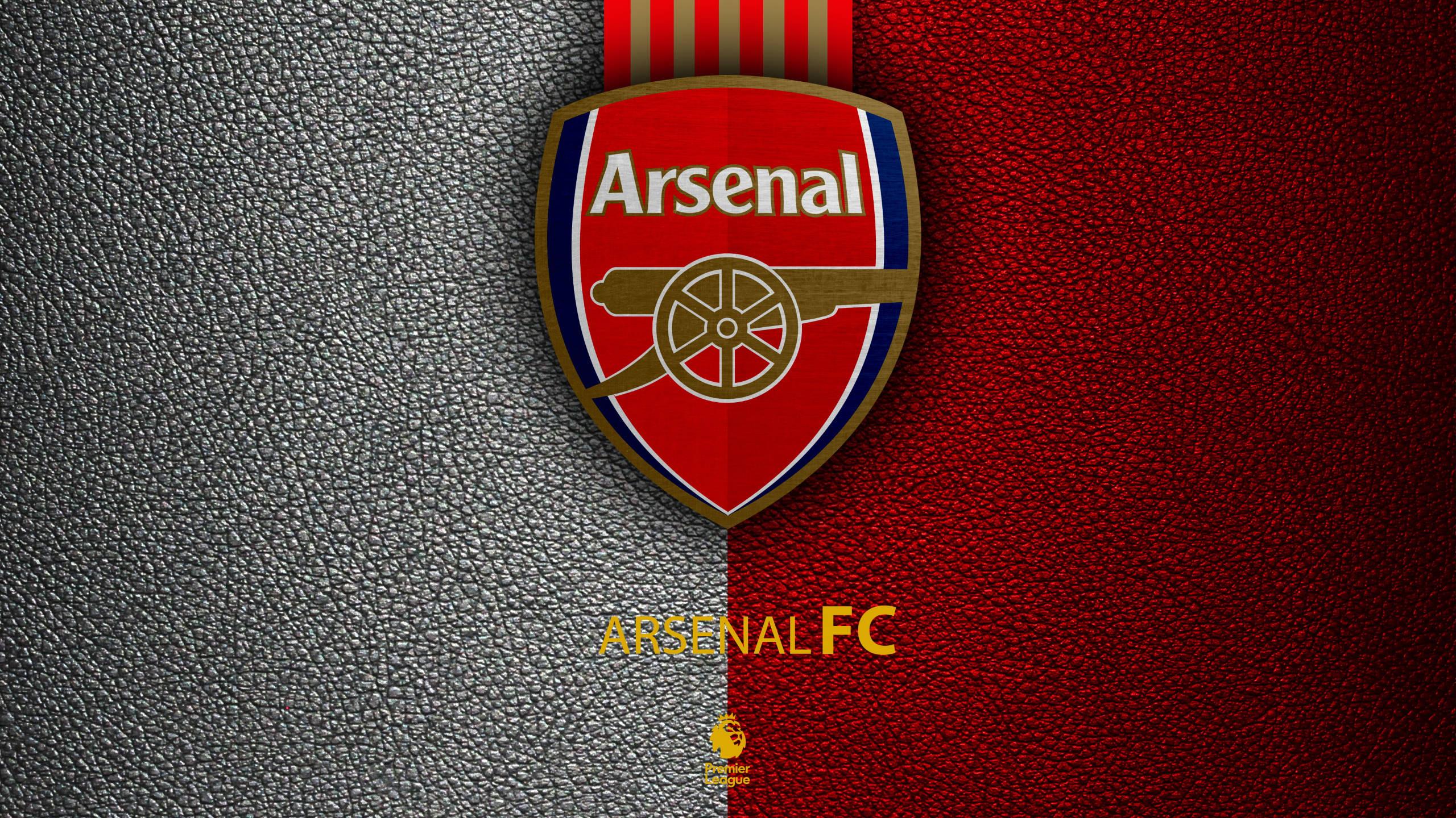 Arsenal On Red And Gray Leather — 2560x1440 wallpaper