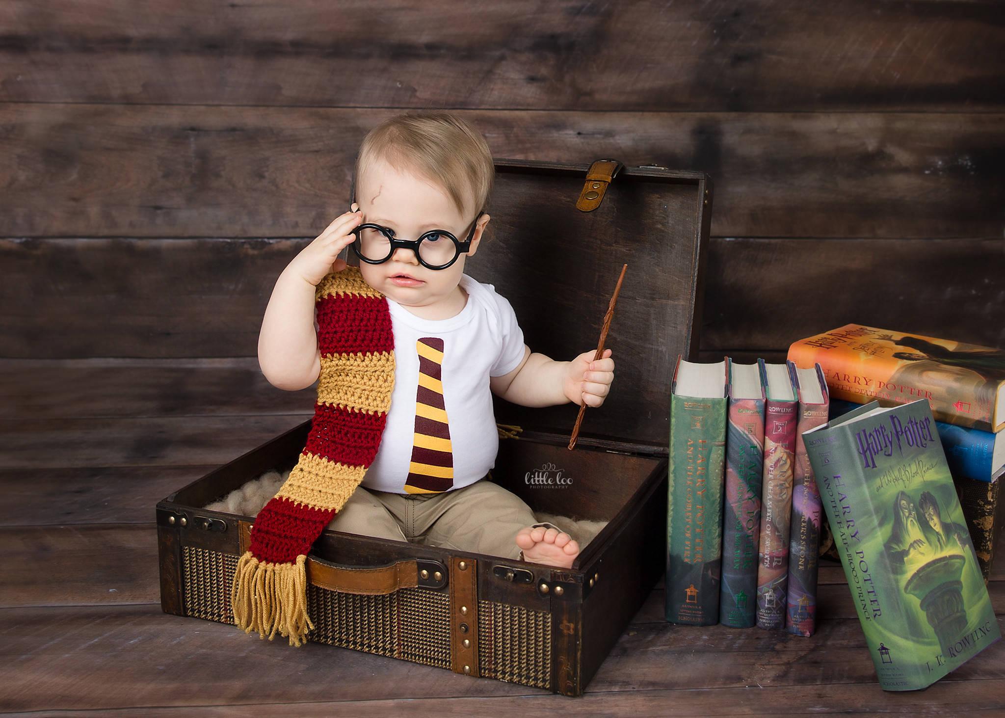 Baby Boy In Harry Potter Costume — 2048x1463 wallpaper