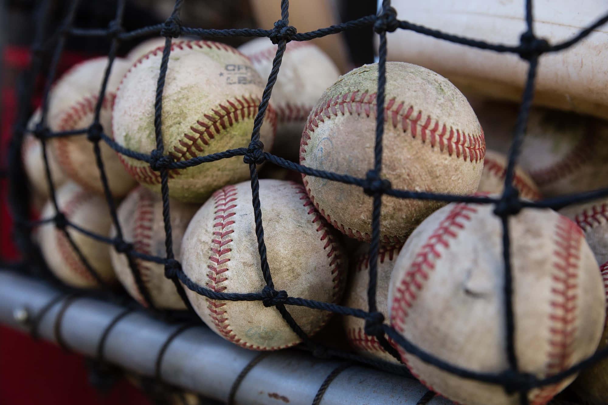 Baseball Background — 2000x1333 wallpaper