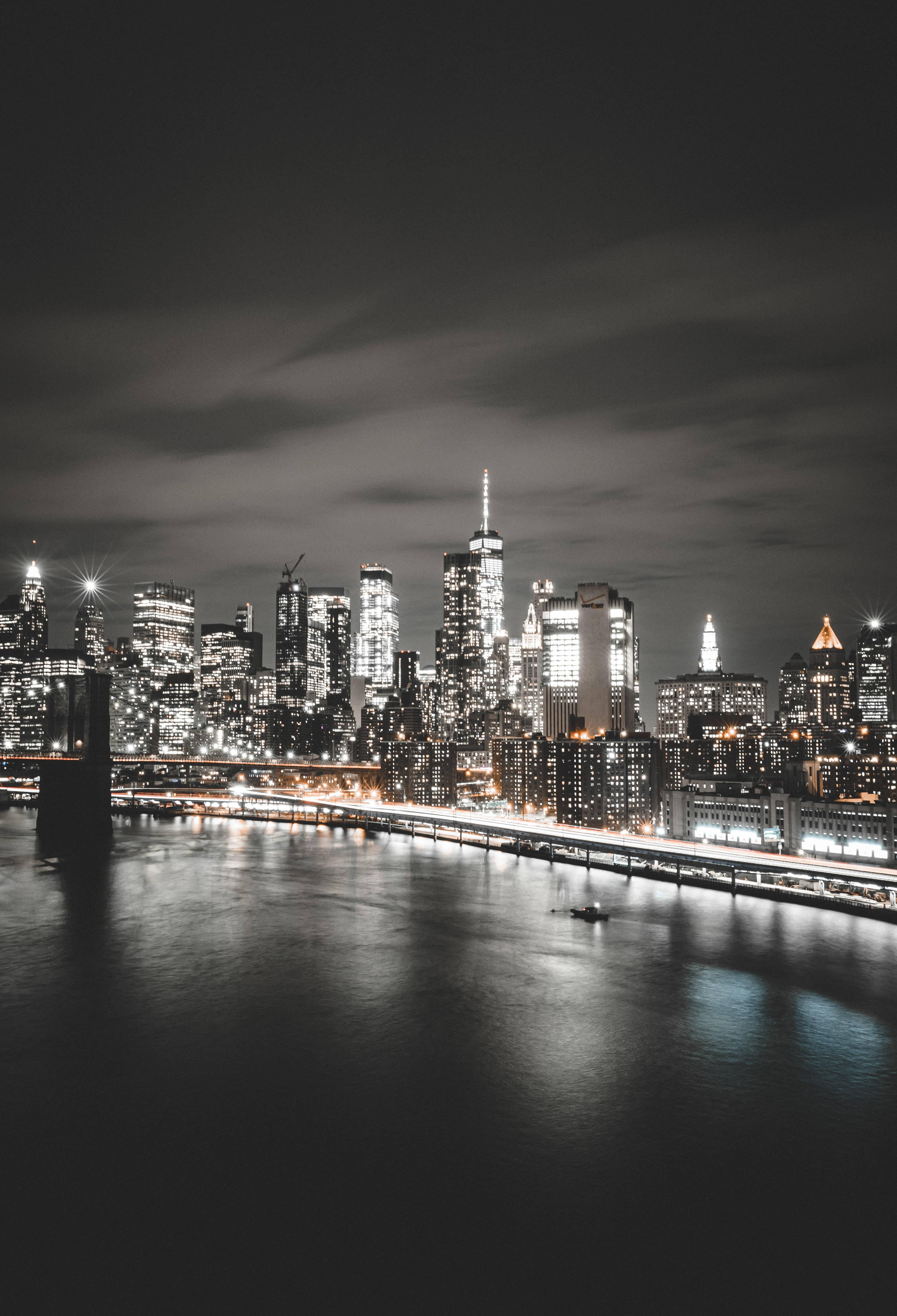Black And White New York City — 3942x5787 wallpaper