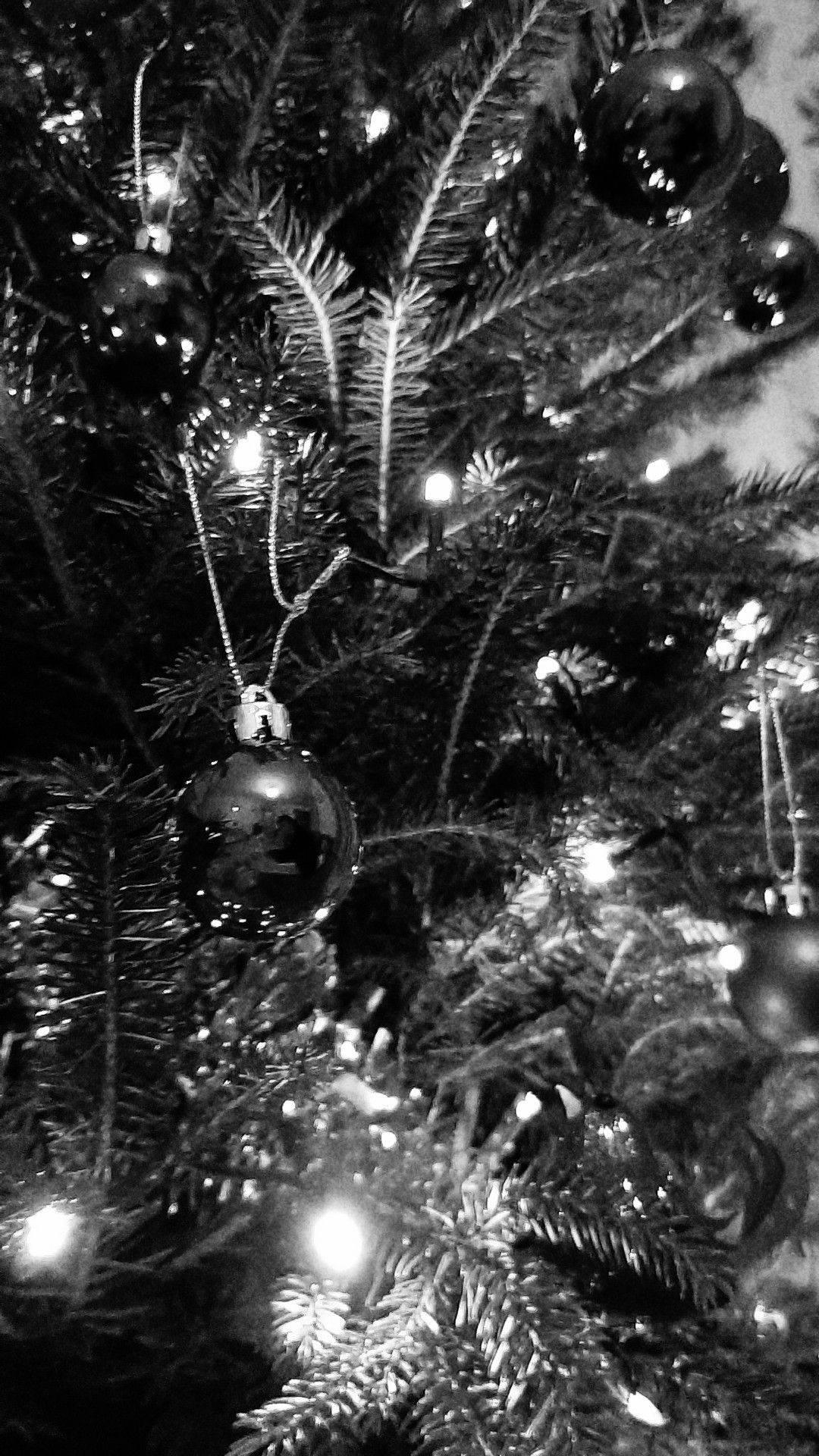 Black Christmas IPhone — 1080x1920 wallpaper