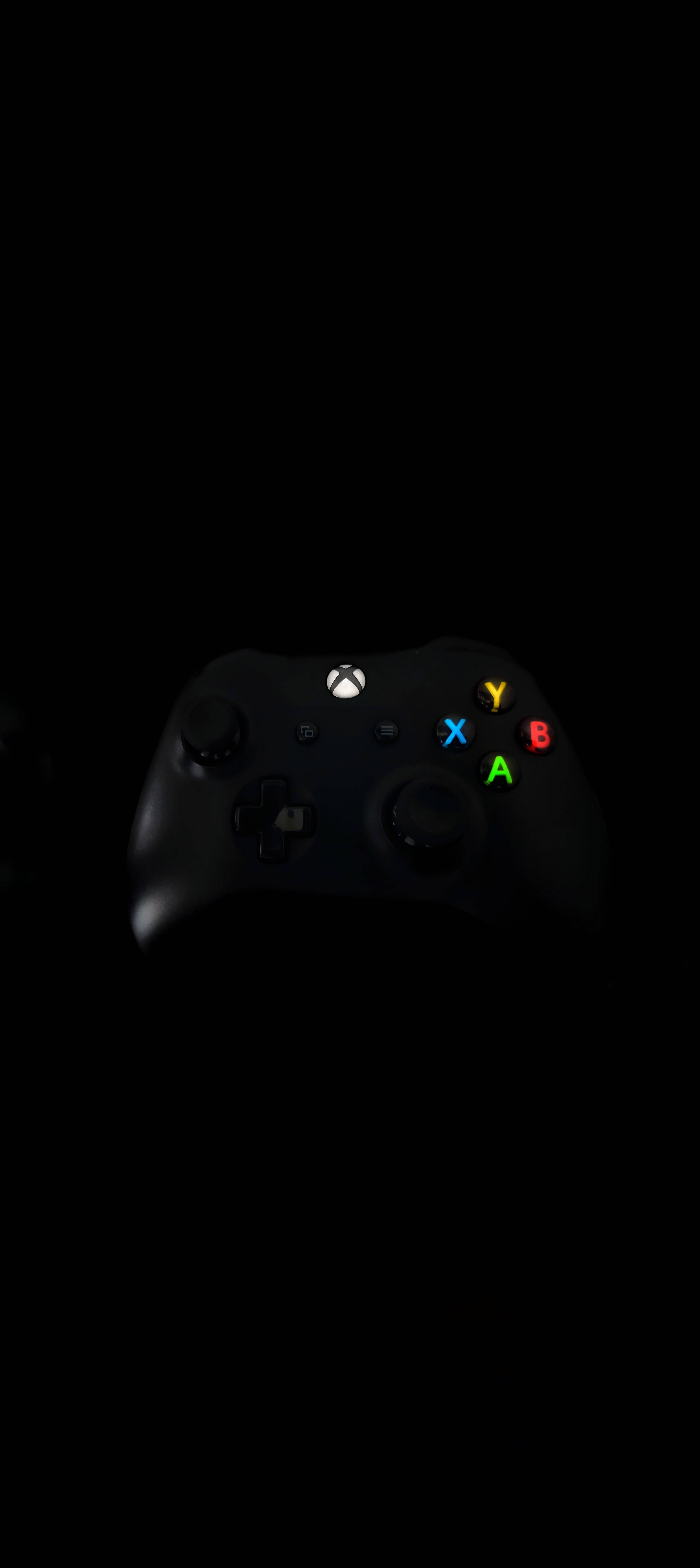Black Xbox Controller 8K Phone — 3341x7482 wallpaper