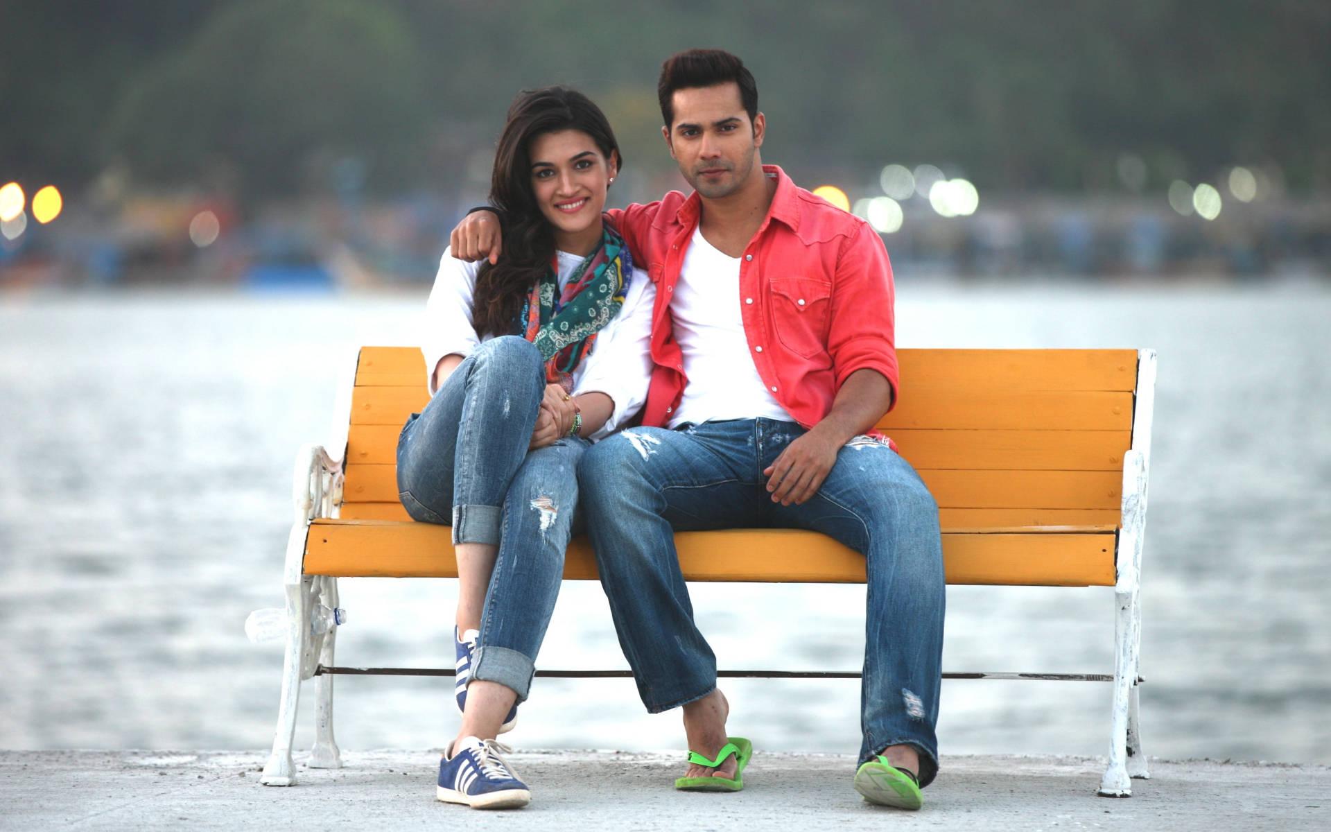 Bollywood Kriti Sanon And Varun Dhawan — 1920x1200 wallpaper