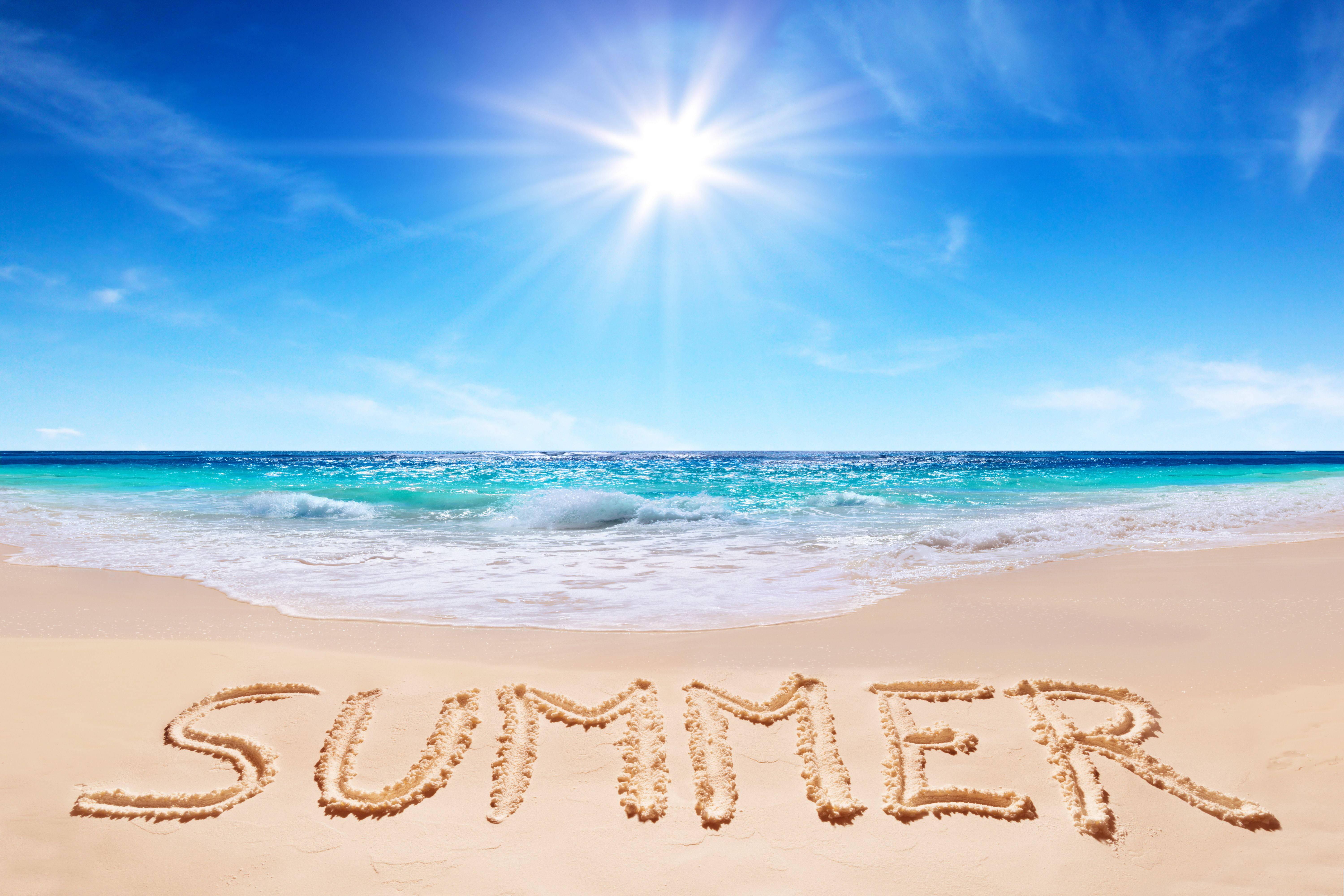 Bright Summer Sand — 6000x4000 wallpaper