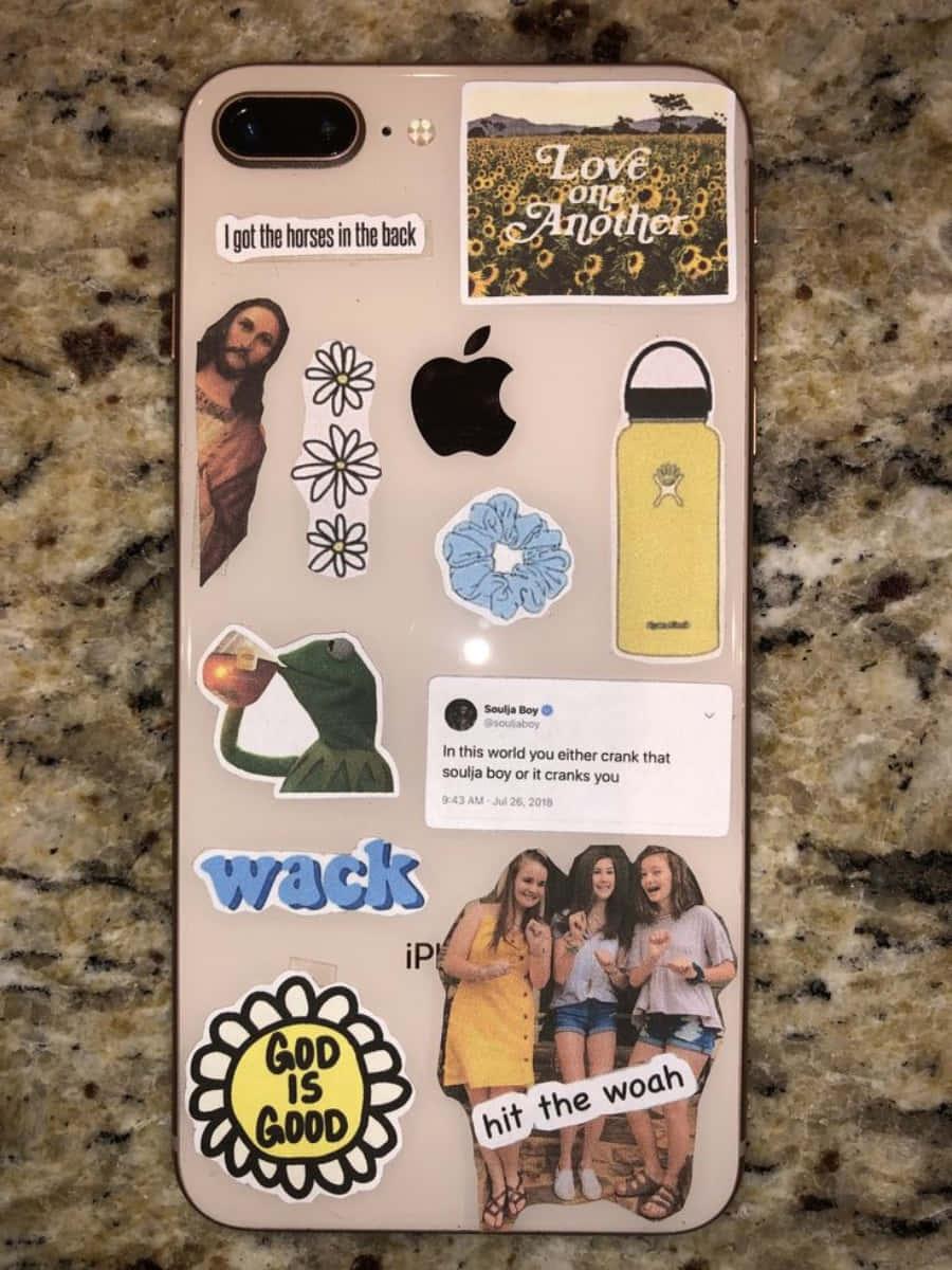 Brighten up your life with a beautiful aesthetic iPhone!