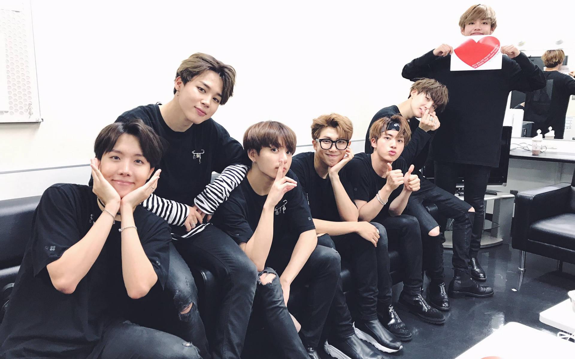 BTS Group Photo In Waiting Room — 1920x1200 wallpaper
