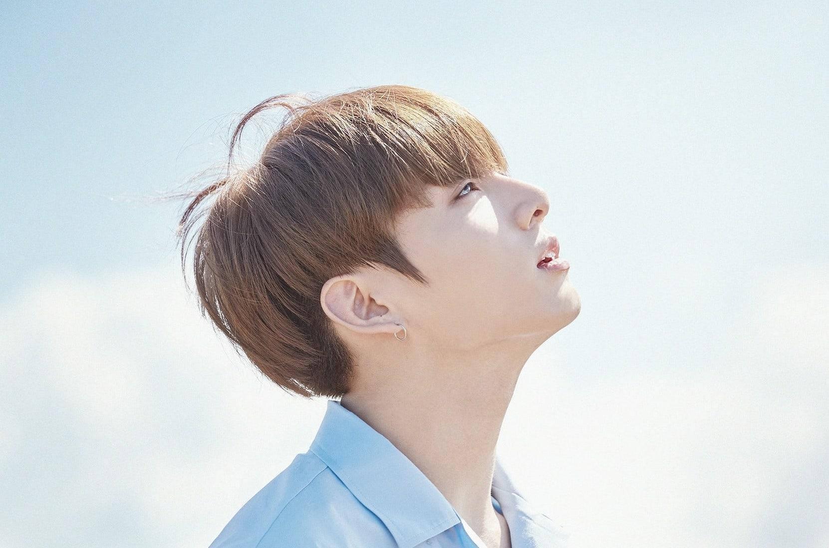 BTS Jungkook Blue Sky — 1661x1098 wallpaper