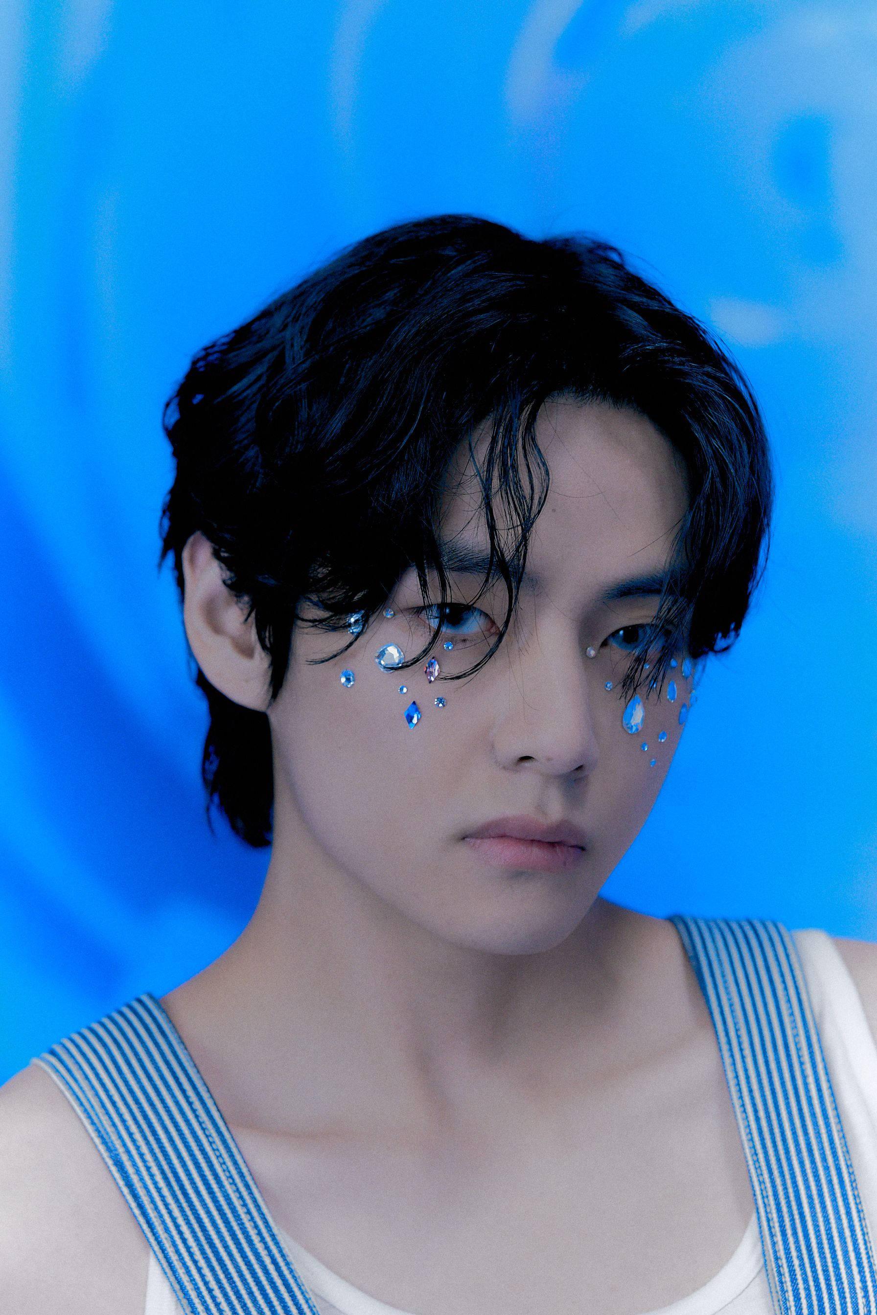 BTS V Crystal Stickers — 1792x2688 wallpaper