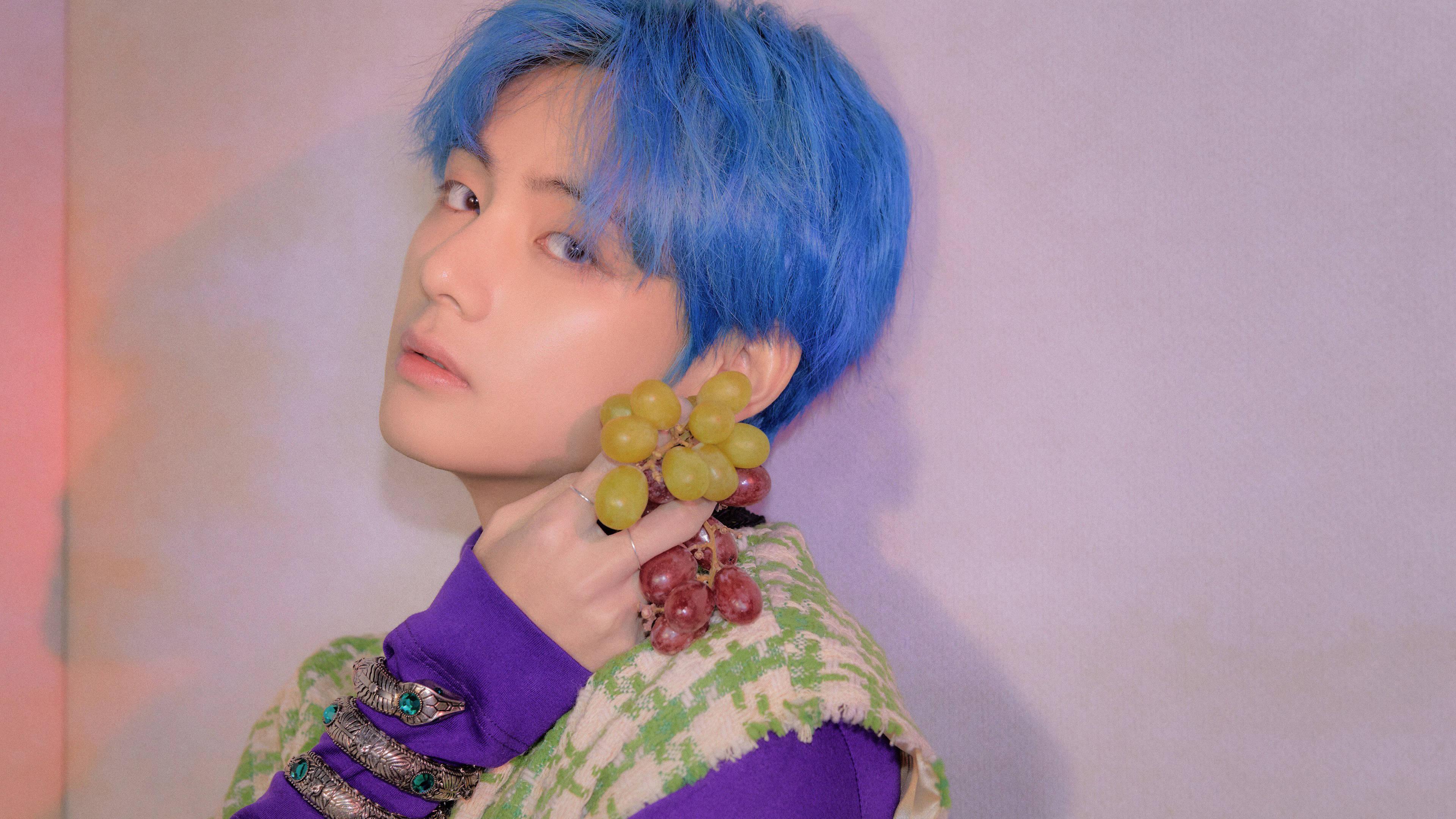 BTS V Holding Grapes — 3840x2160 wallpaper