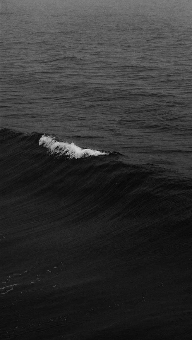 Calm Sea Waves iPhone Dark — 640x1136 wallpaper